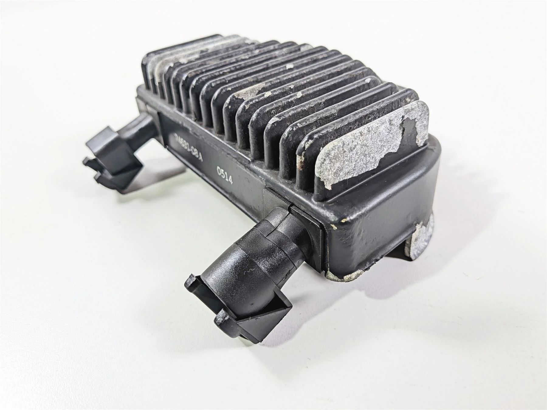 2014 Harley FXDL Dyna Low Rider Rectifier Voltage Regulator 74631-08A - Image 12