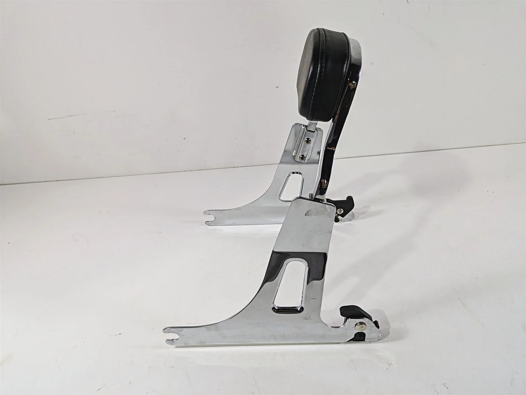 2014 Harley FXDL Dyna Low Rider Sissybar Sissy Bar & Mounts - Read - Image 3