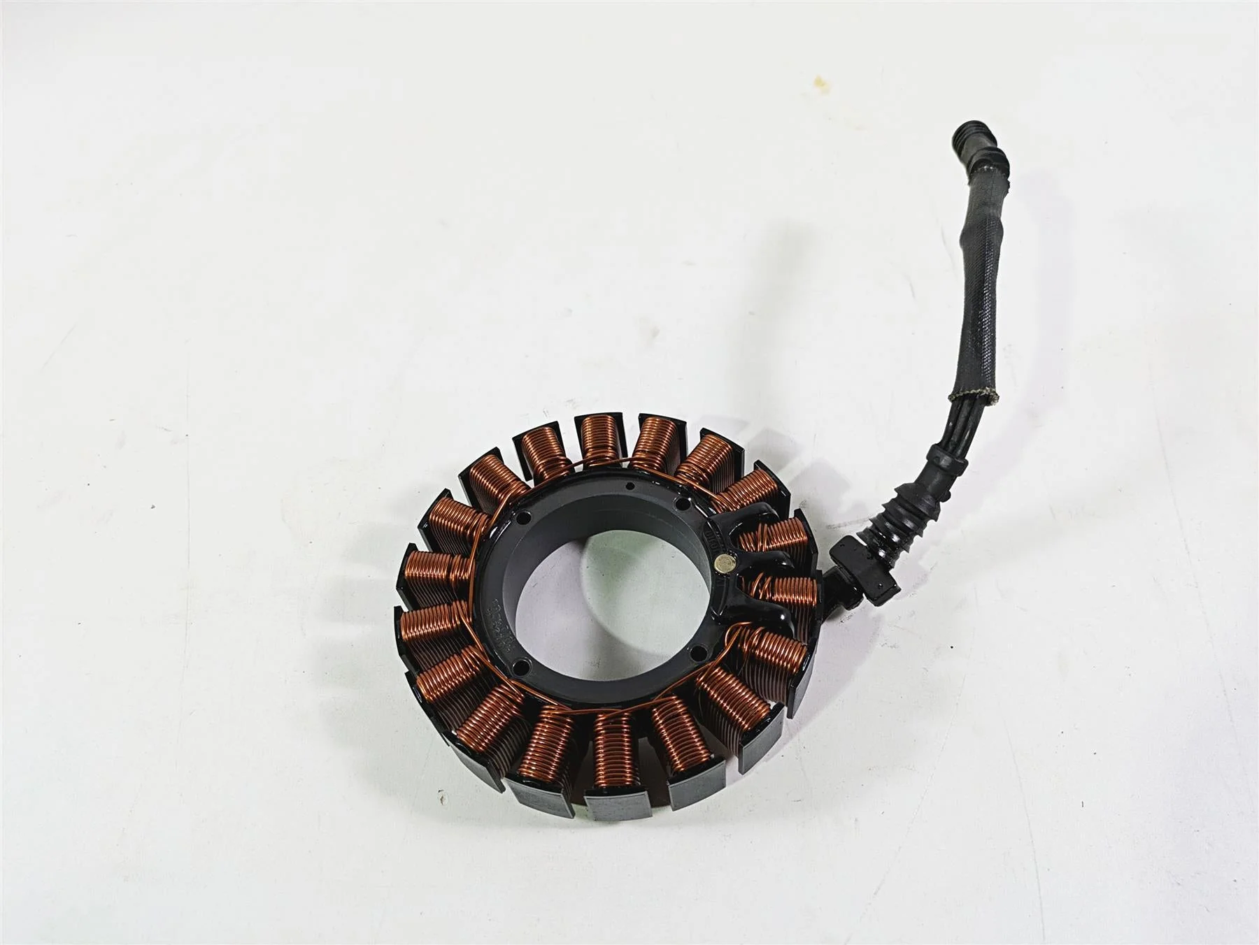 2014 Harley FXDL Dyna Low Rider Stator Alternator Generator 30017-08 - Image 3