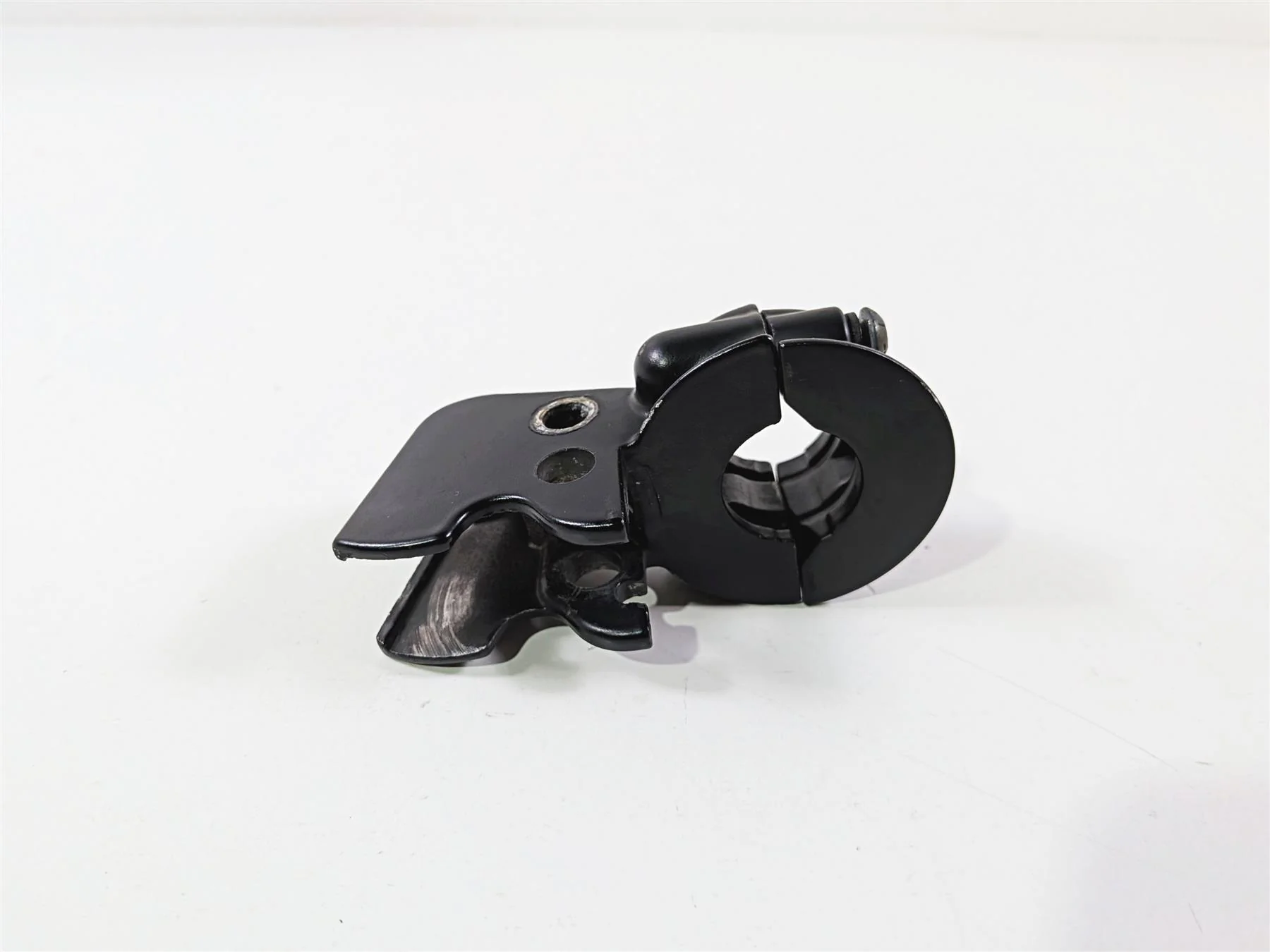 2014 Harley FXSB Softail Breakout Clutch Perch  38608-96 - Image 4