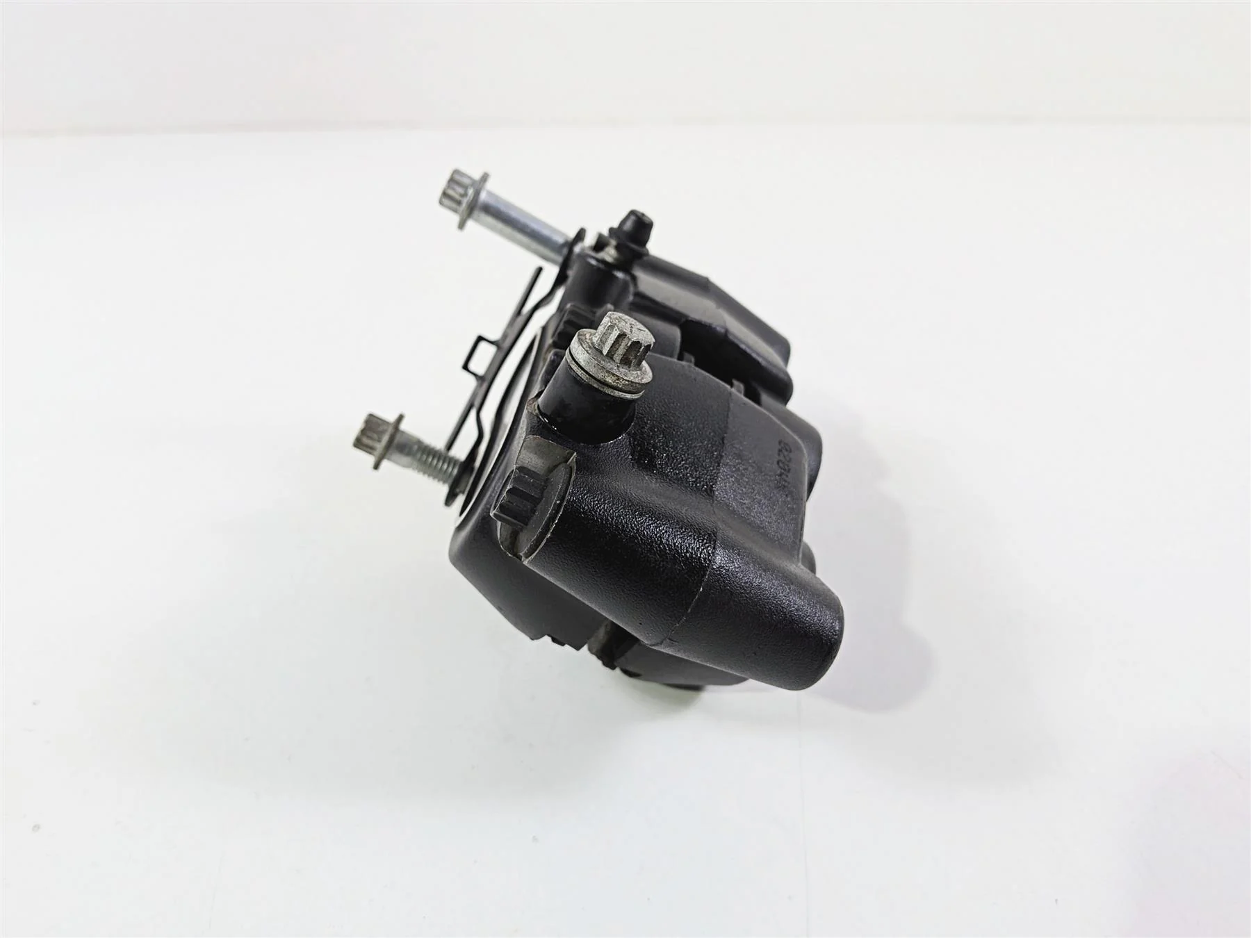 2014 Harley FXSB Softail Breakout Front Brake Caliper 46356-11 - Image 6