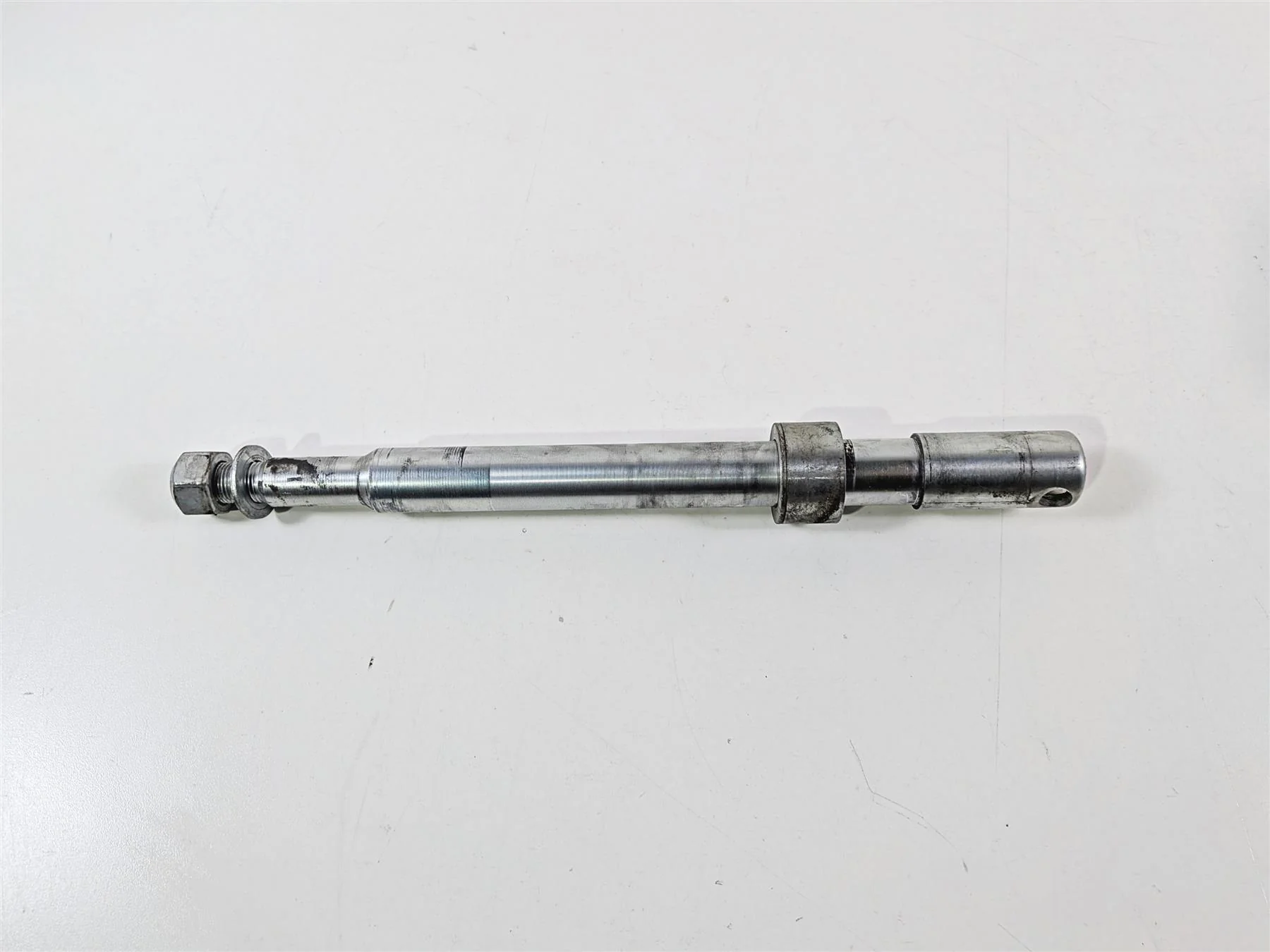 2014 Harley FXSB Softail Breakout Front Wheel Spindle Axle 41547-07A