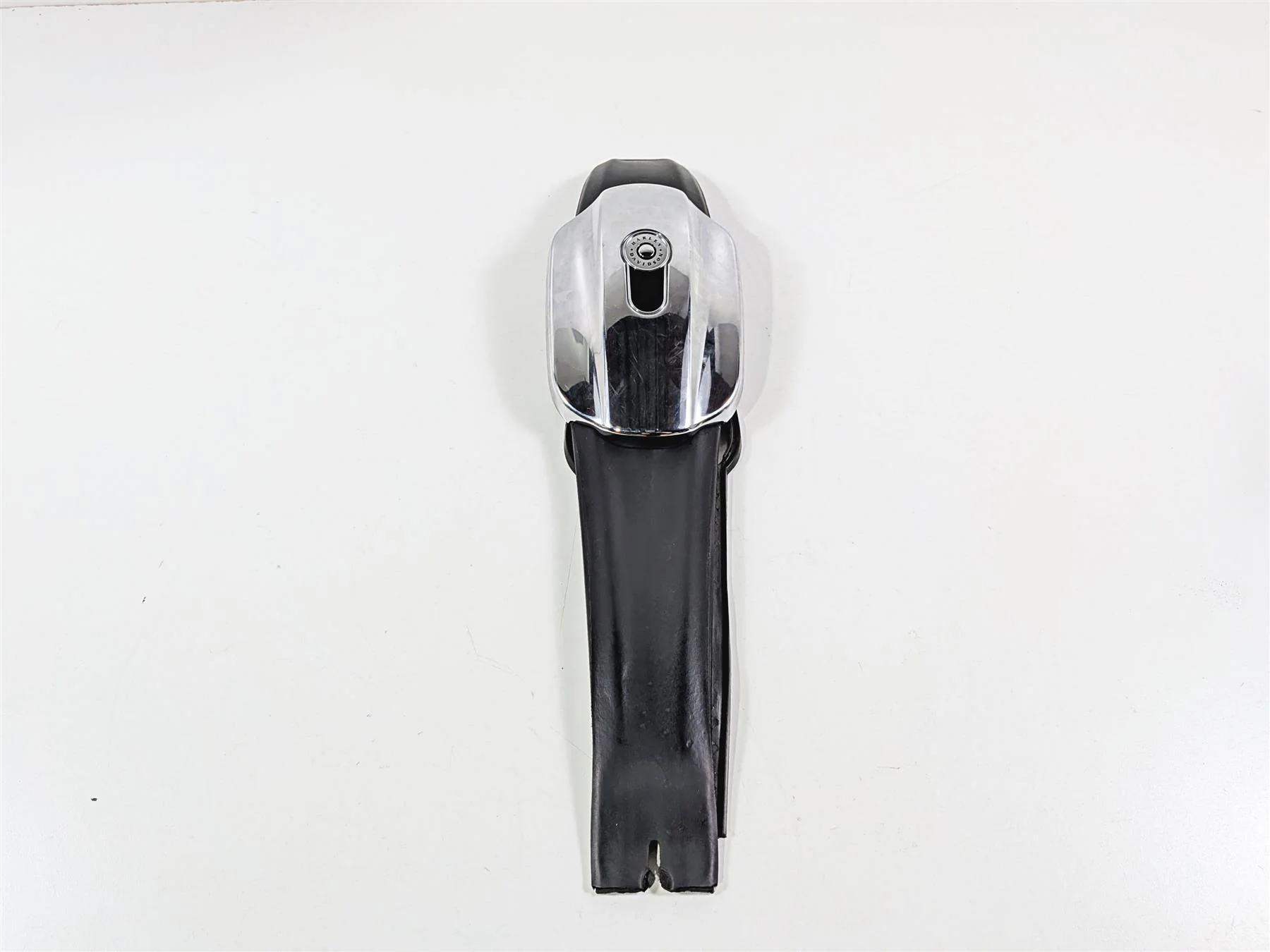 2014 Harley FXSB Softail Breakout Fuel Tank Dash Panel Cover 61300169 - Image 18