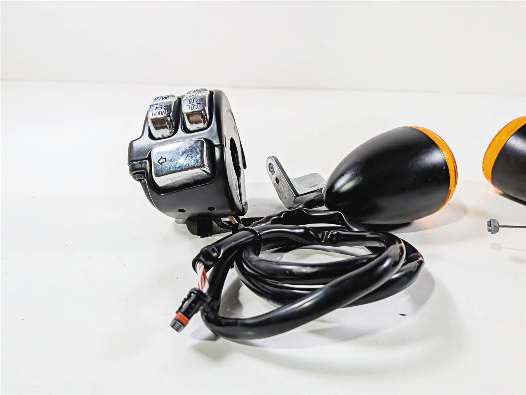 2014 Harley FXSB Softail Breakout Hand Control Switch Chrome Button Set 72951-12 - Image 3