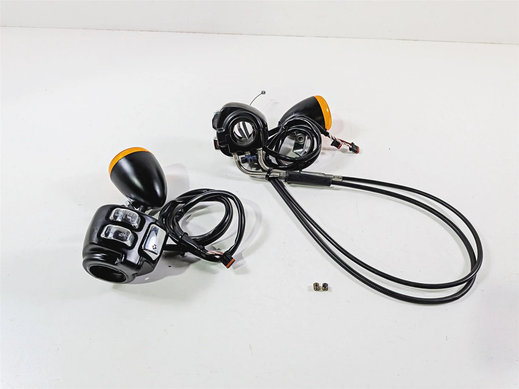 2014 Harley FXSB Softail Breakout Hand Control Switch Chrome Button Set 72951-12 - Image 7