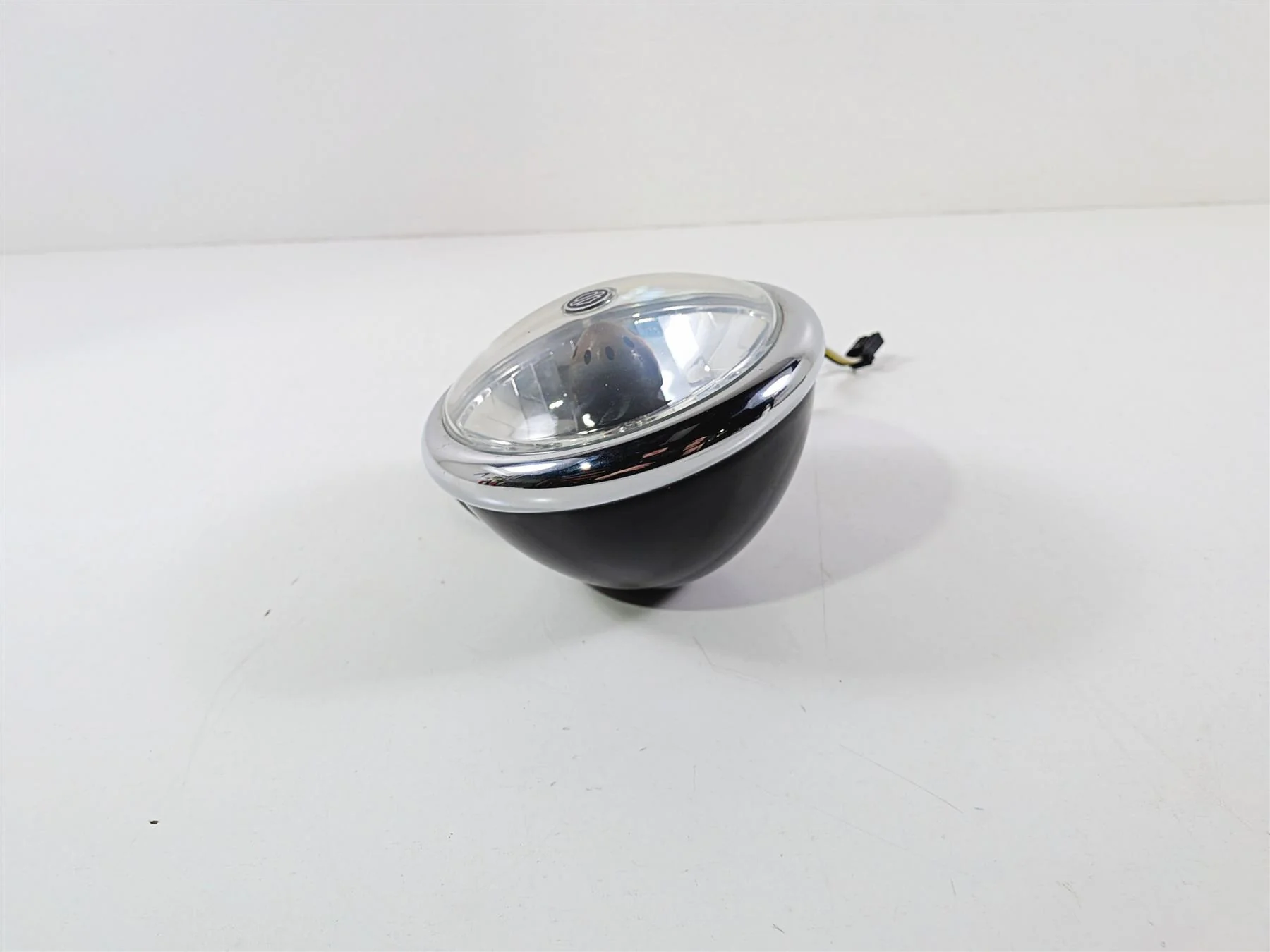 2014 Harley FXSB Softail Breakout Headlight Light Lamp & Mount 67700029 - Image 4