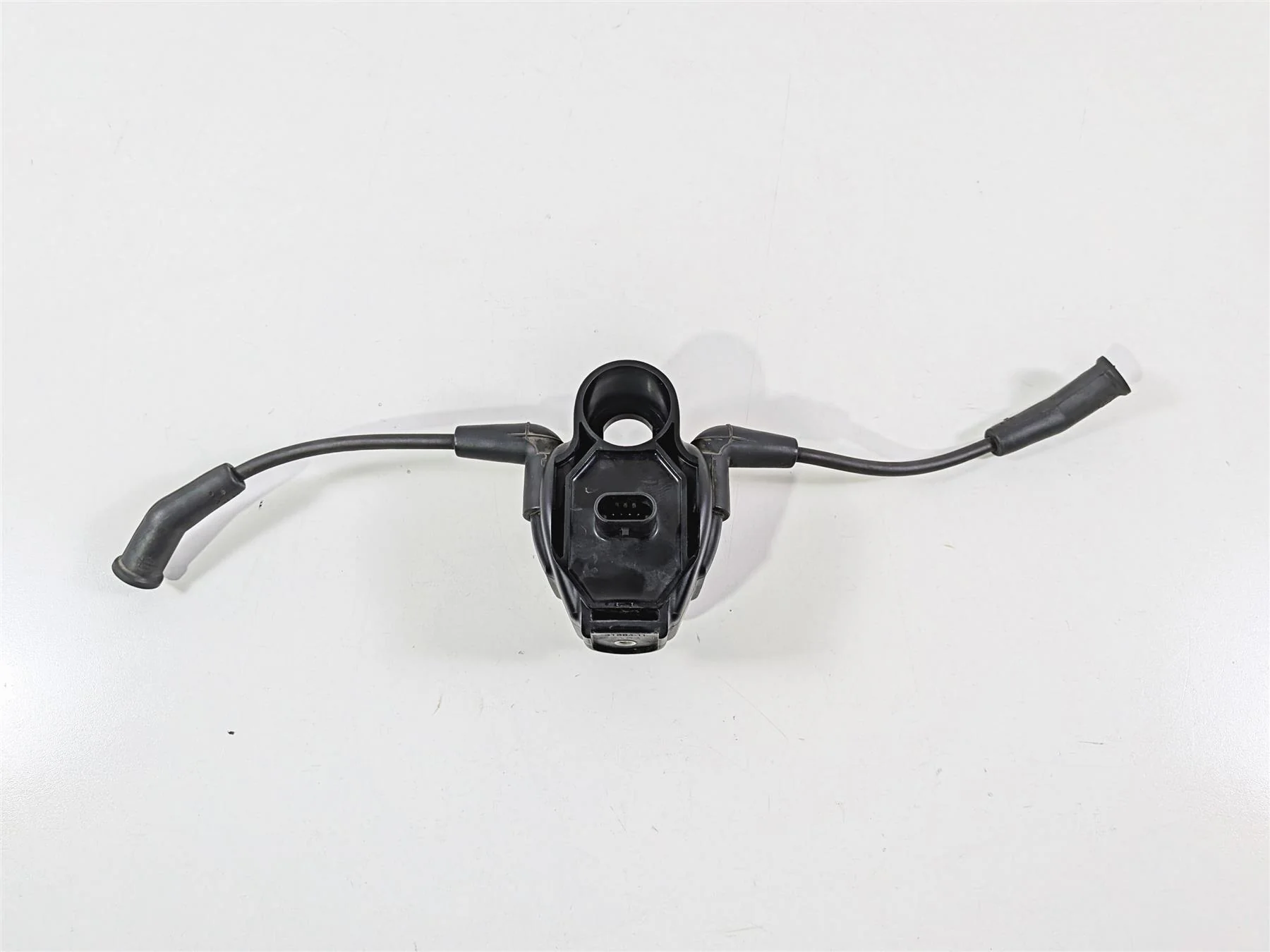 2014 Harley FXSB Softail Breakout Ignition Coil & Wires 31684-11 - Image 6