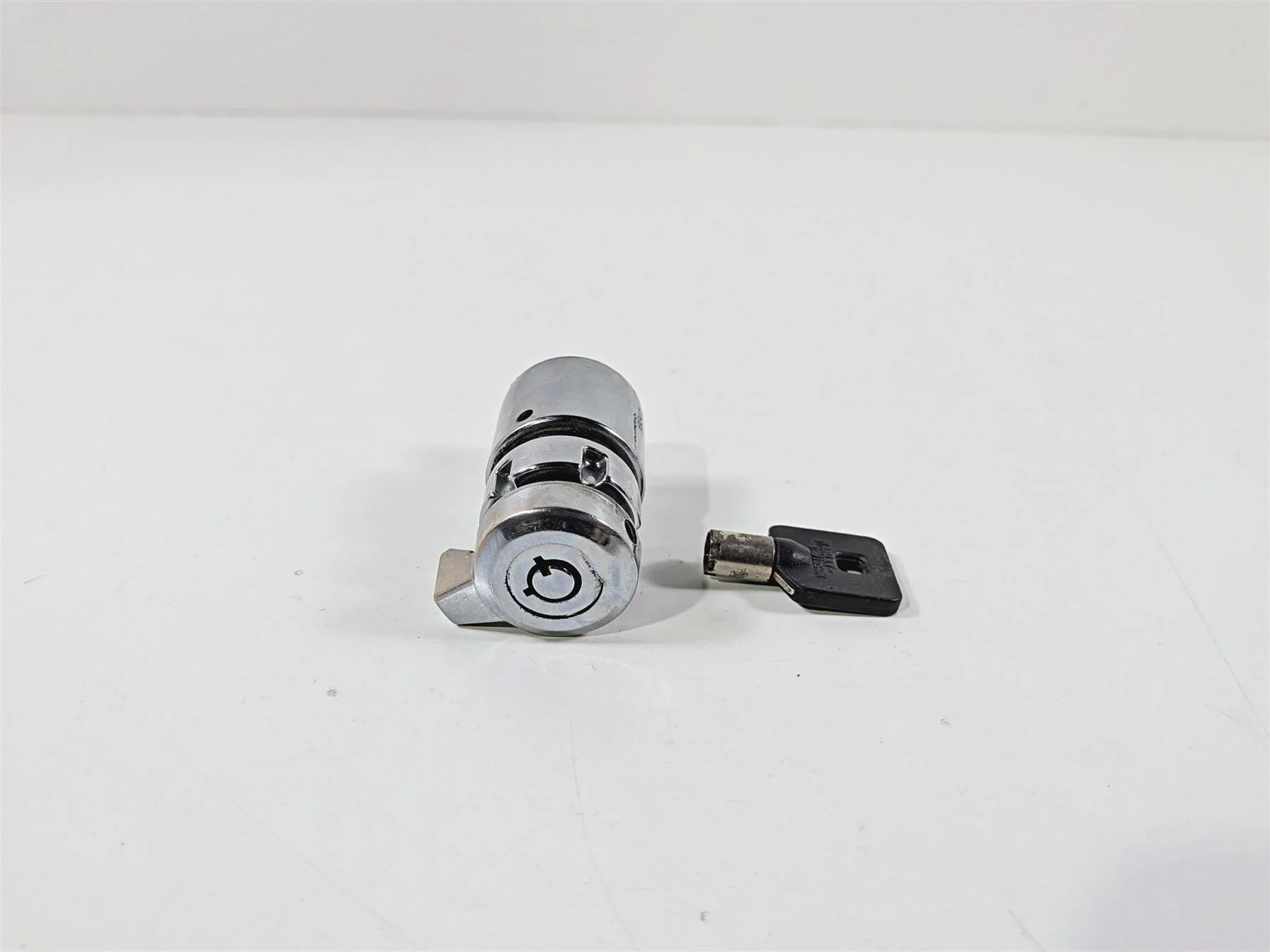 2014 Harley FXSB Softail Breakout Ignition Switch Key Lock Set 71400077A - Image 2