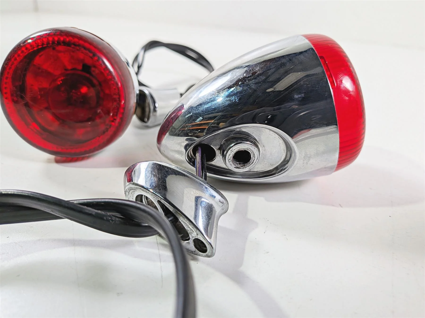 2014 Harley FXSB Softail Breakout Rear Blinker Turn Signal Set 67800223 - Image 8