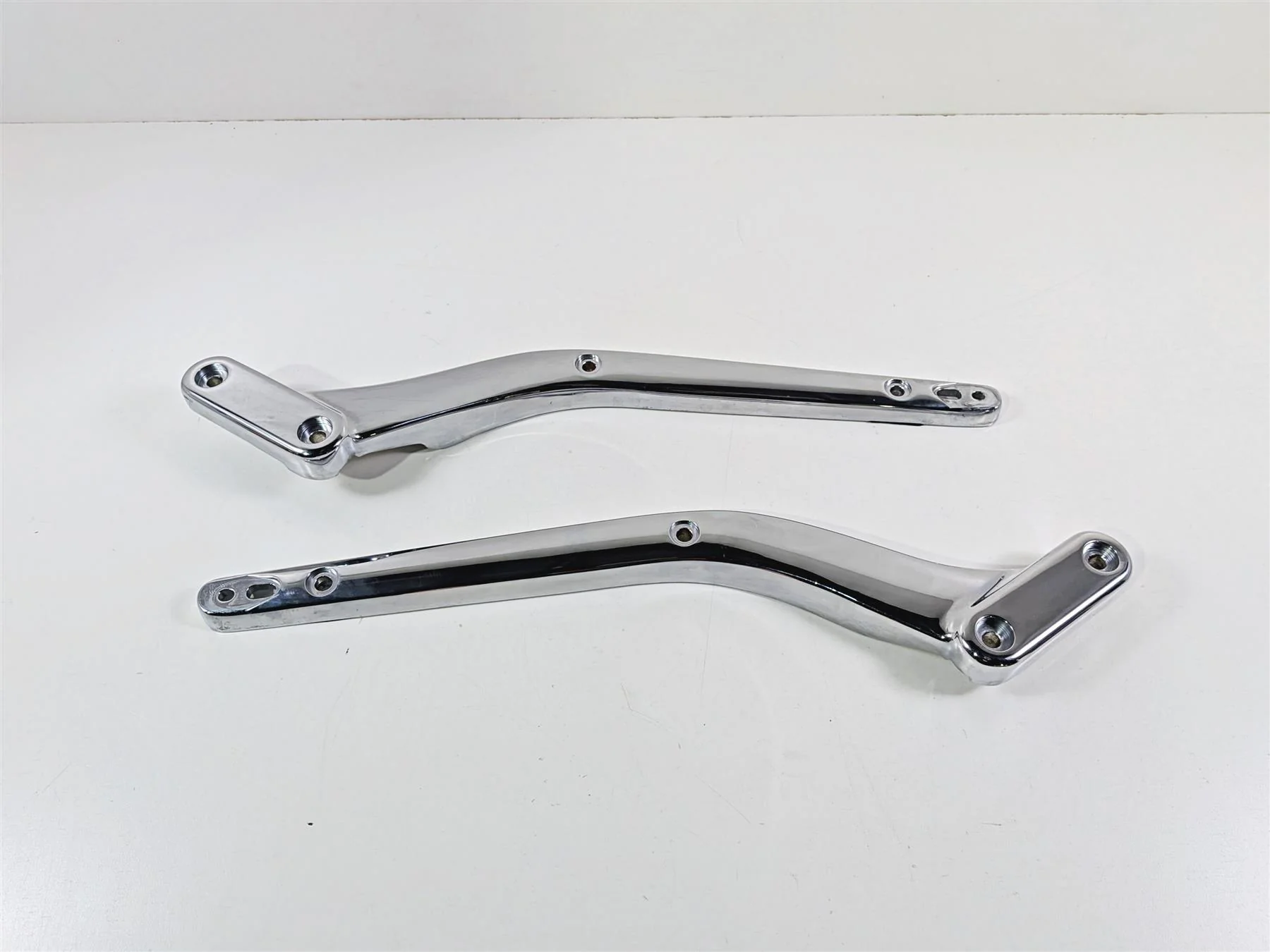 2014 Harley FXSB Softail Breakout Rear Fender Chrome Support Set 47200180 - Image 3