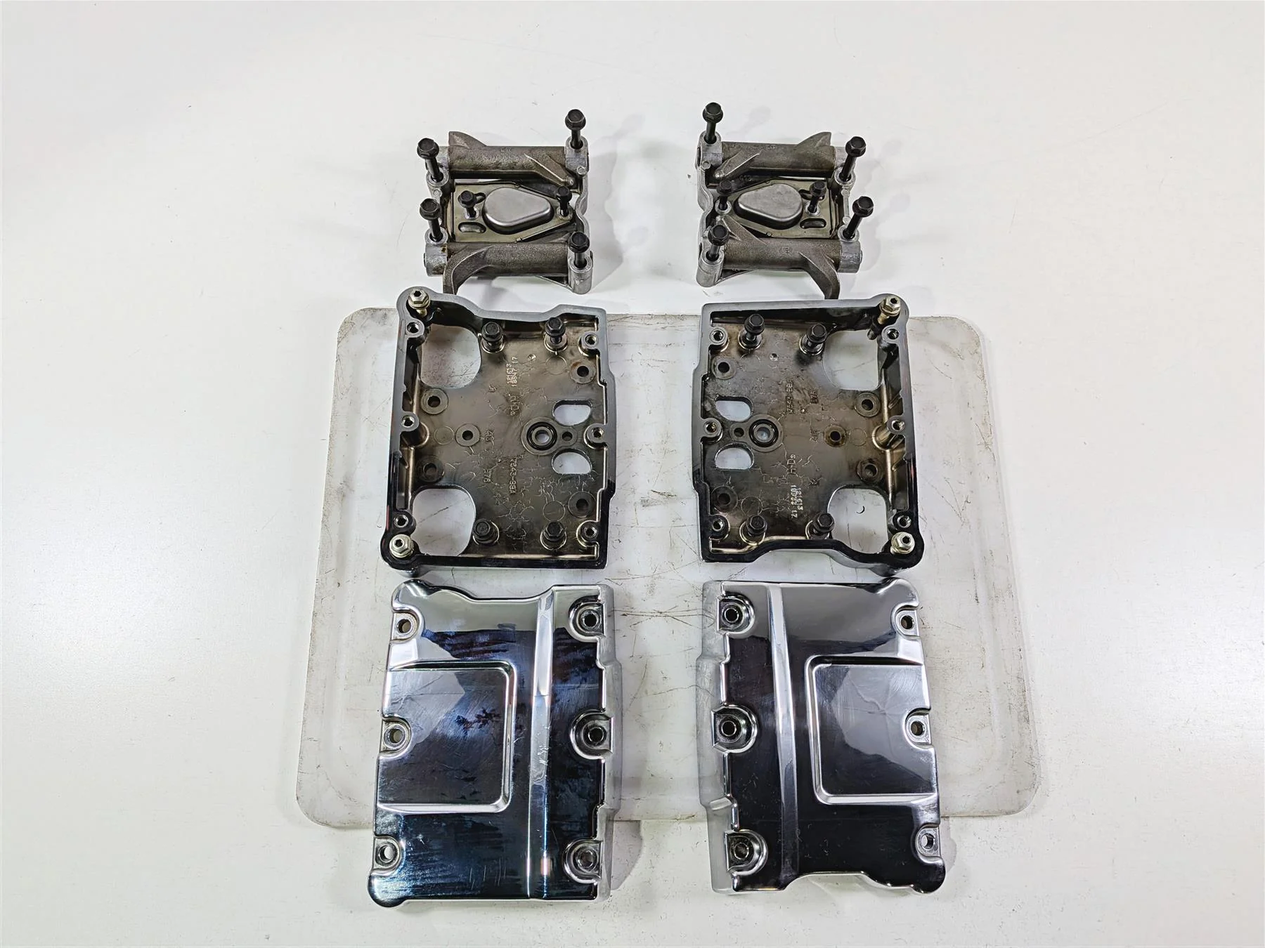 2014 Harley FXSB Softail Breakout Rocker Plates & Valve Cover Set 17543-99A - Image 4