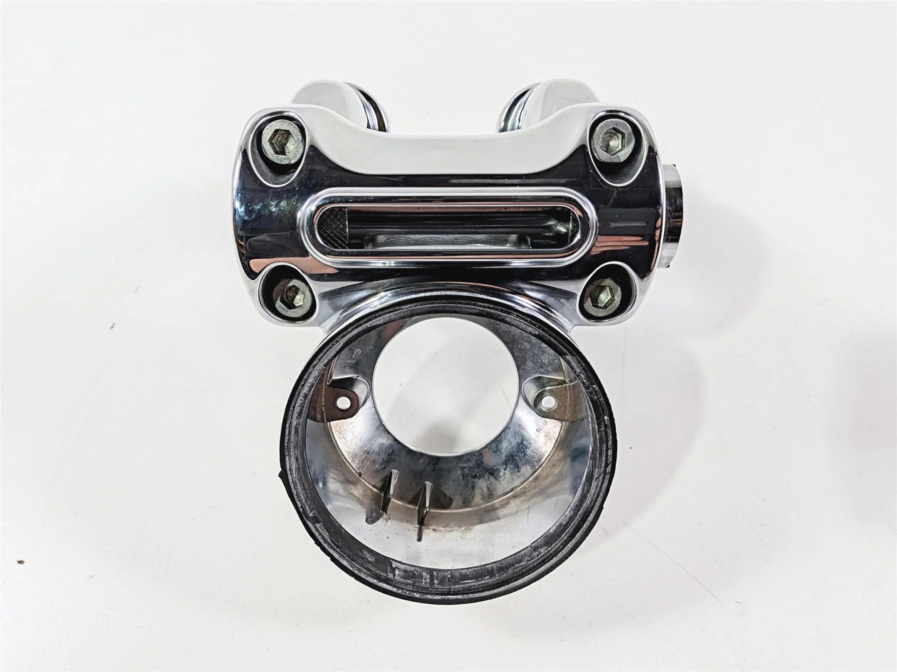 2014 Harley FXSB Softail Breakout Speedometer Housing & 4" Riser Set 55900043 - Image 7