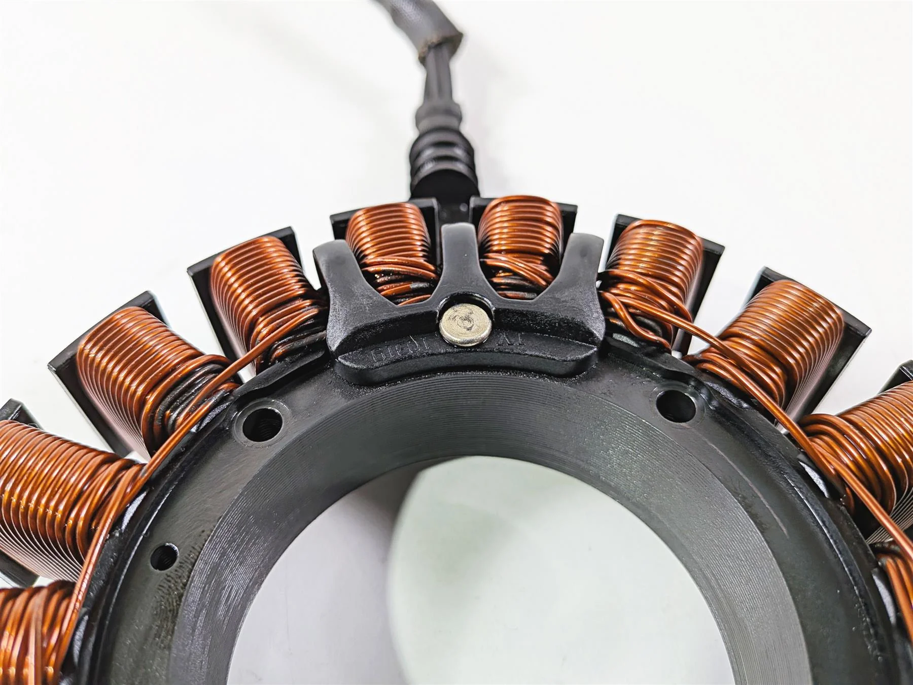 2014 Harley FXSB Softail Breakout Stator Alternator Generator 30017-08 - Image 9