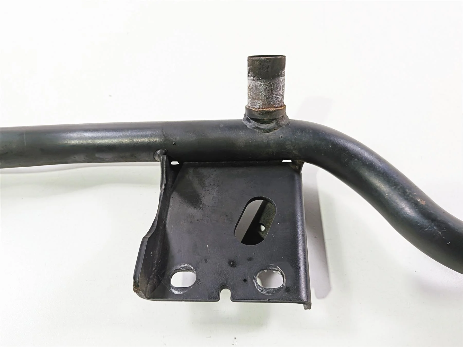 2014 Harley FXSB Softail Breakout Stock Exhaust Header Pipe Mount 66773-10 - Image 10