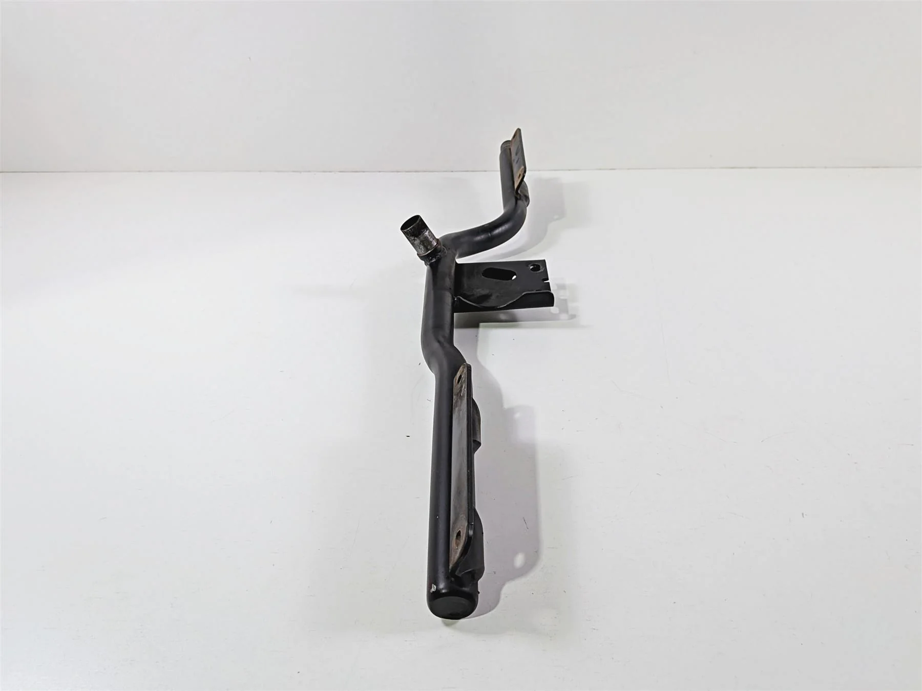 2014 Harley FXSB Softail Breakout Stock Exhaust Header Pipe Mount 66773-10 - Image 5