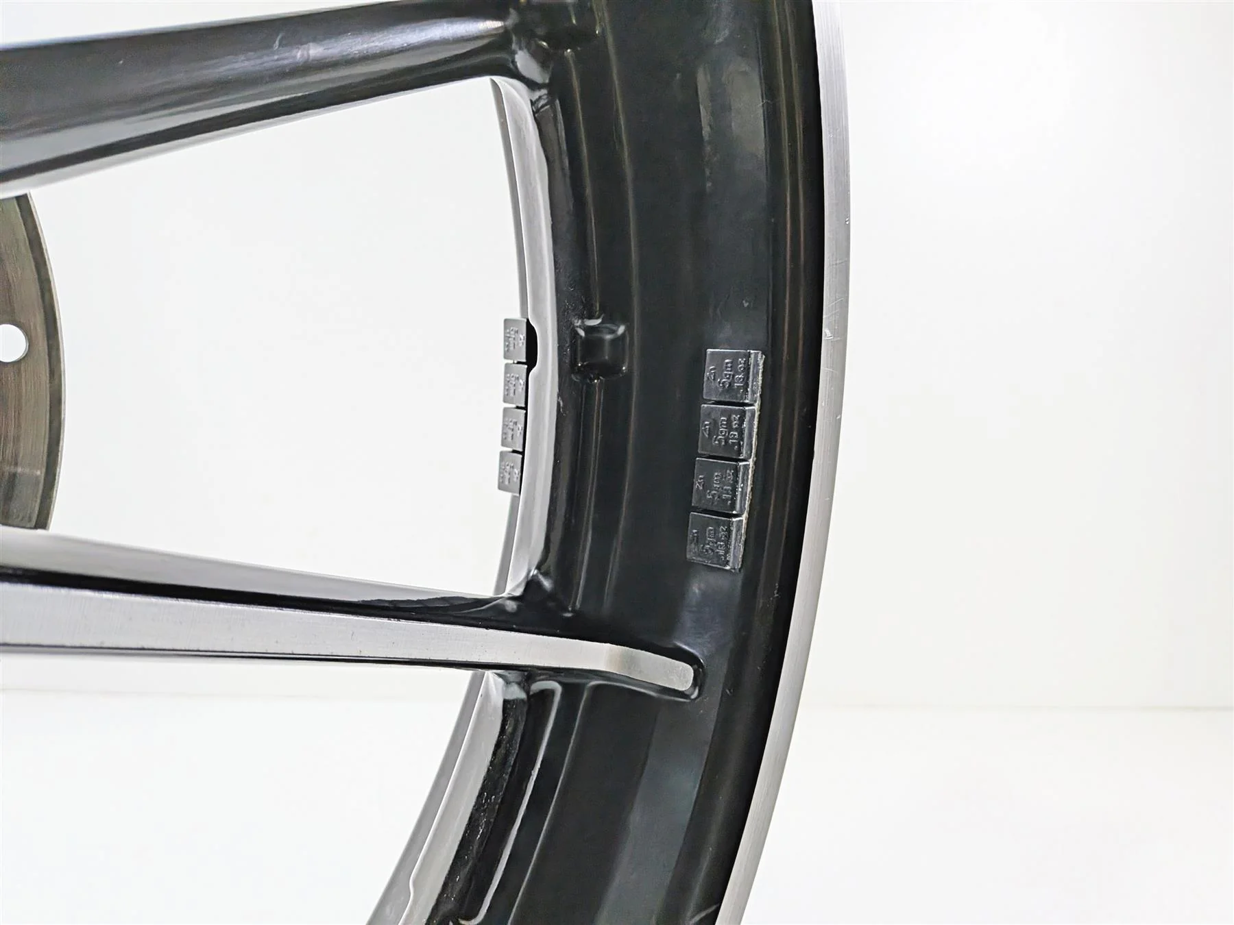 2014 Harley FXSB Softail Breakout Straight 21x3.5 Front Wheel - Runout 43300210 - Image 11