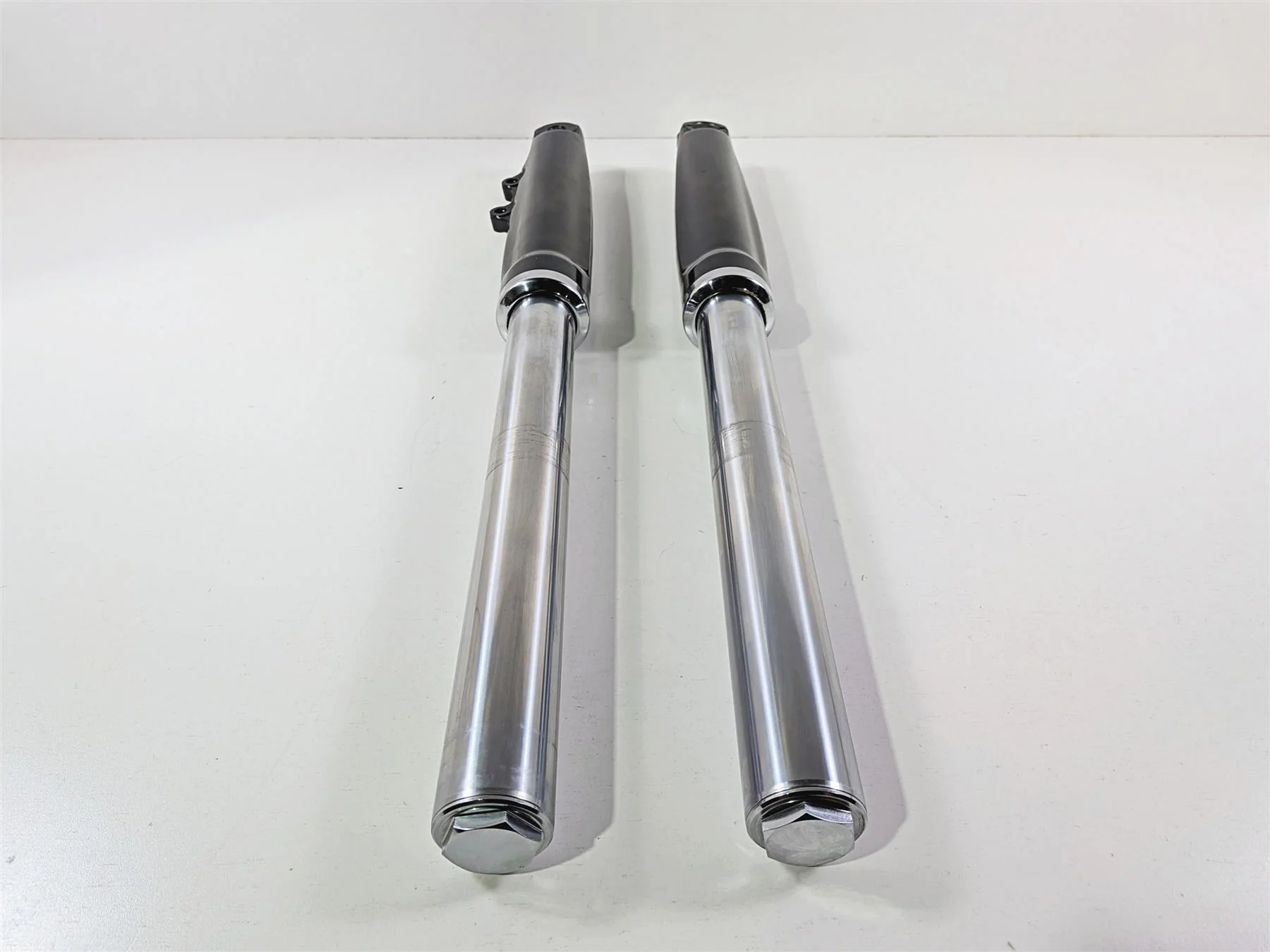 2014 Harley FXSB Softail Breakout Straight Front Fork Leg Set 49mm Read 45800026 - Image 5