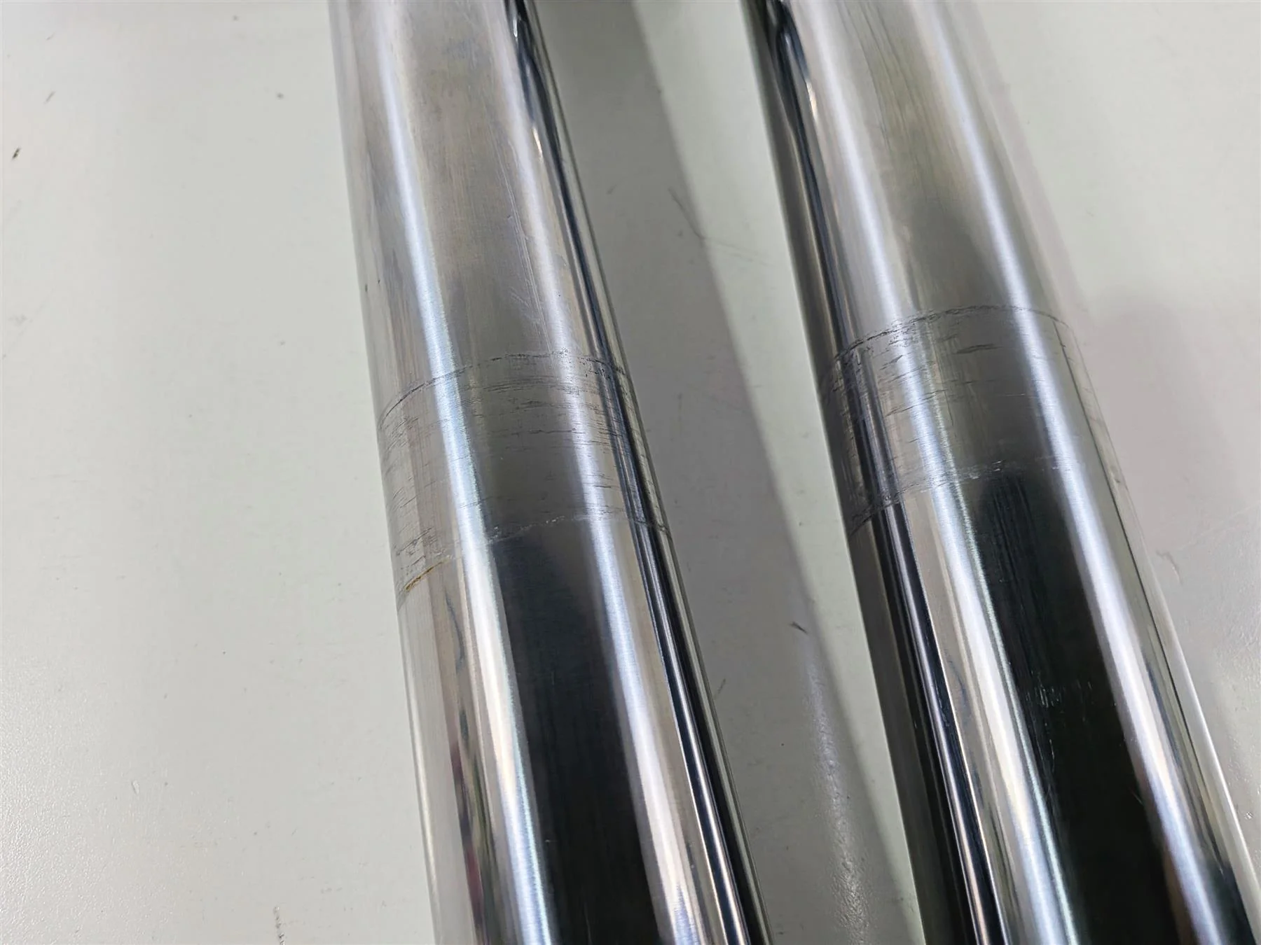 2014 Harley FXSB Softail Breakout Straight Front Fork Leg Set 49mm Read 45800026 - Image 6