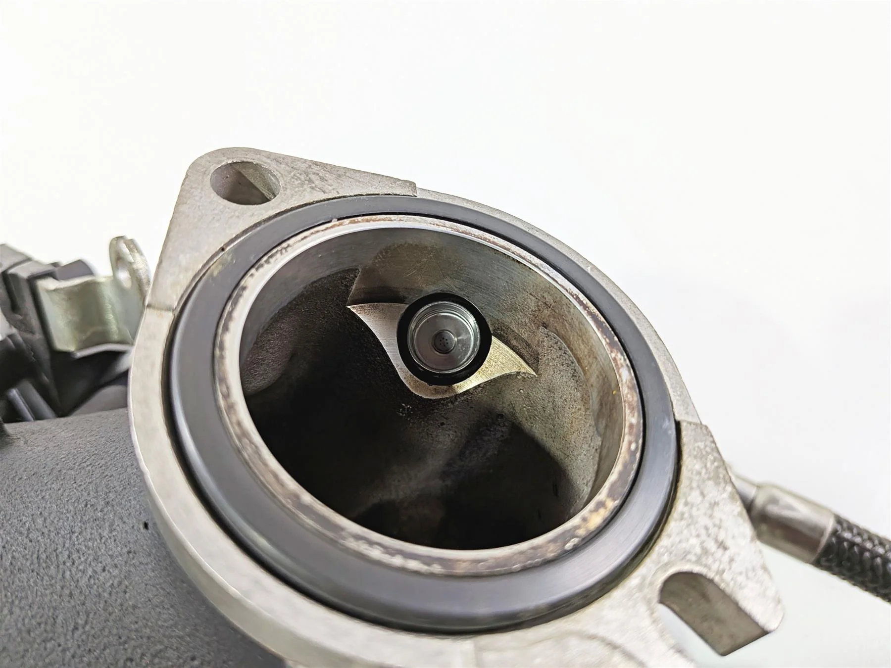 2014 Harley FXSB Softail Breakout Throttle Body Fuel Injection 27708-10A - Image 8