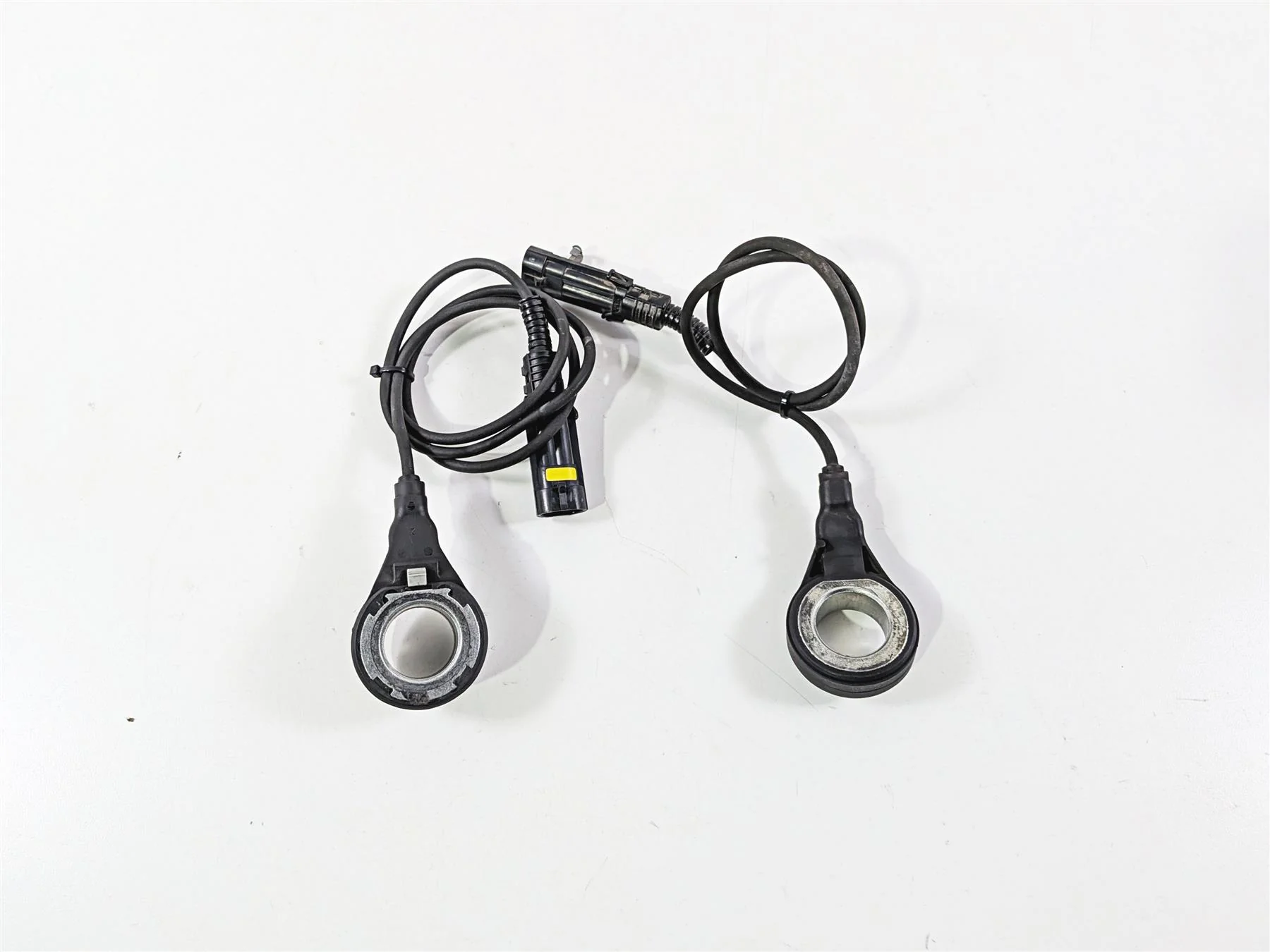 2014 Harley FXSB Softail Breakout Wheel Speed Abs Brake Sensor Set 40985-11 - Image 6