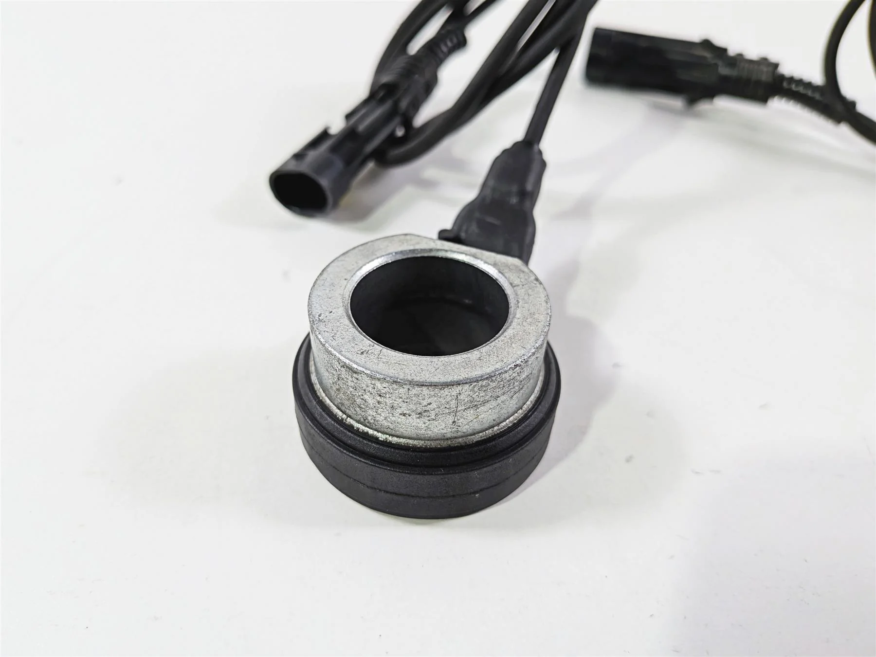 2014 Harley FXSB Softail Breakout Wheel Speed Abs Brake Sensor Set 40985-11 - Image 8