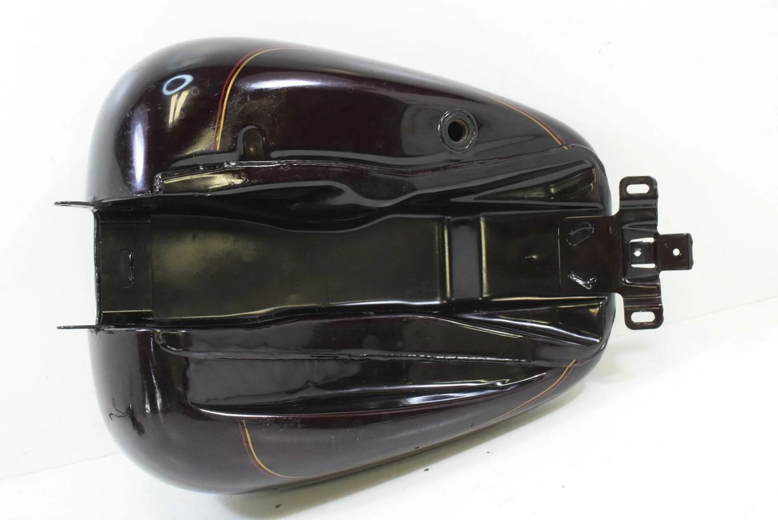 2014 Harley Touring FLHTCU Electra Glide Fuel Gas Petrol Tank - Dent - 61356-08 - Image 10