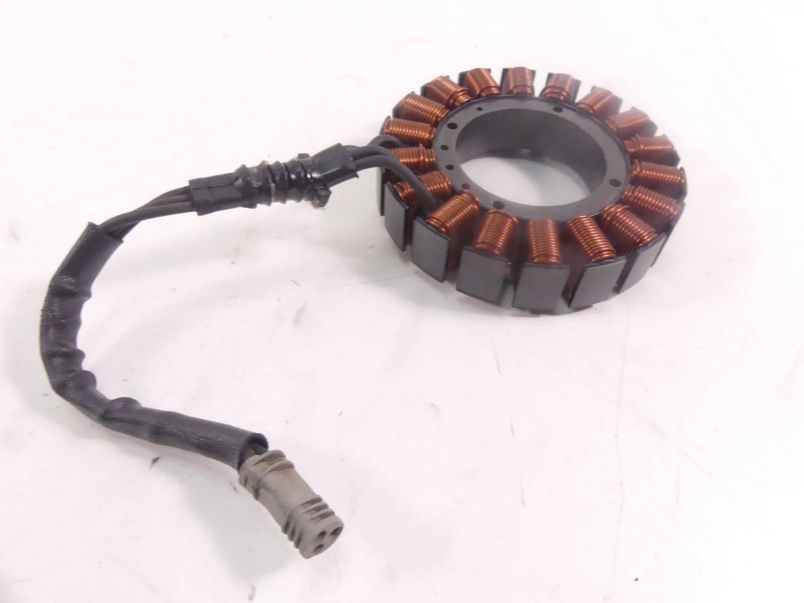 2014 Harley Touring FLHTCU Electra Glide Stator Alternator Generator 50A 29987-0 - Image 2