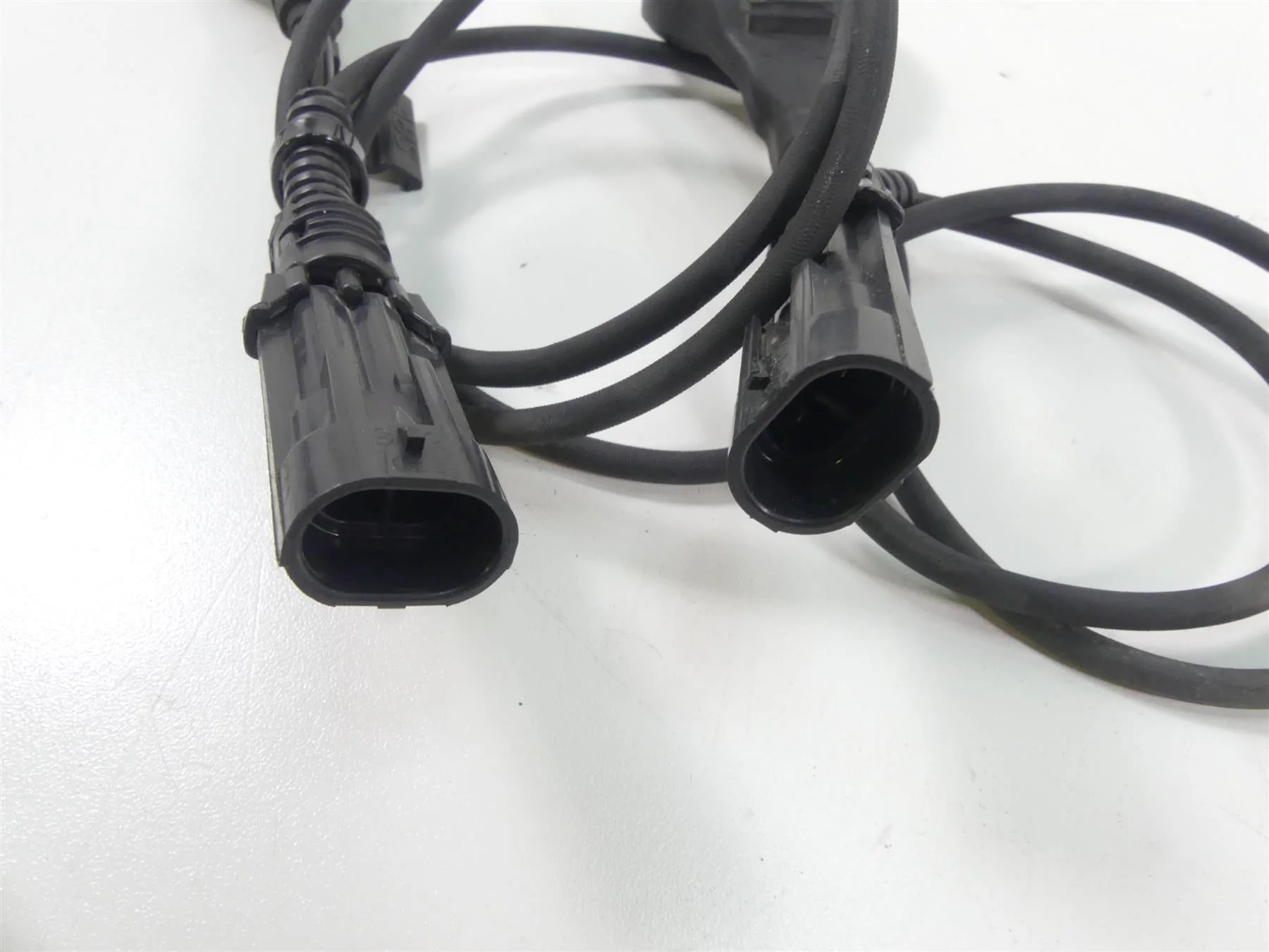 2014 Harley Touring FLHTK Electra Glide Abs Brake Wheel Speed Sensors 40615-08 - Image 6
