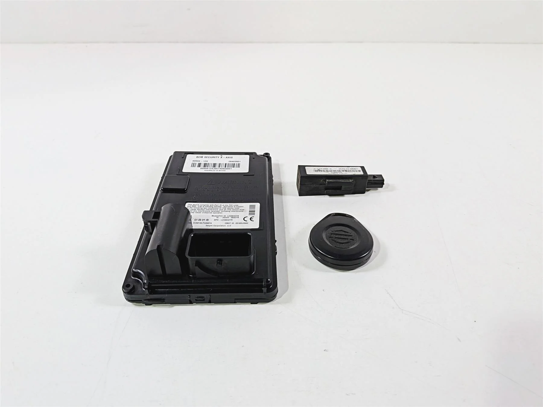 2014 Harley Touring FLHTK Electra Glide Bcm Security X-Axis Fob Set 69994-12 - Image 2