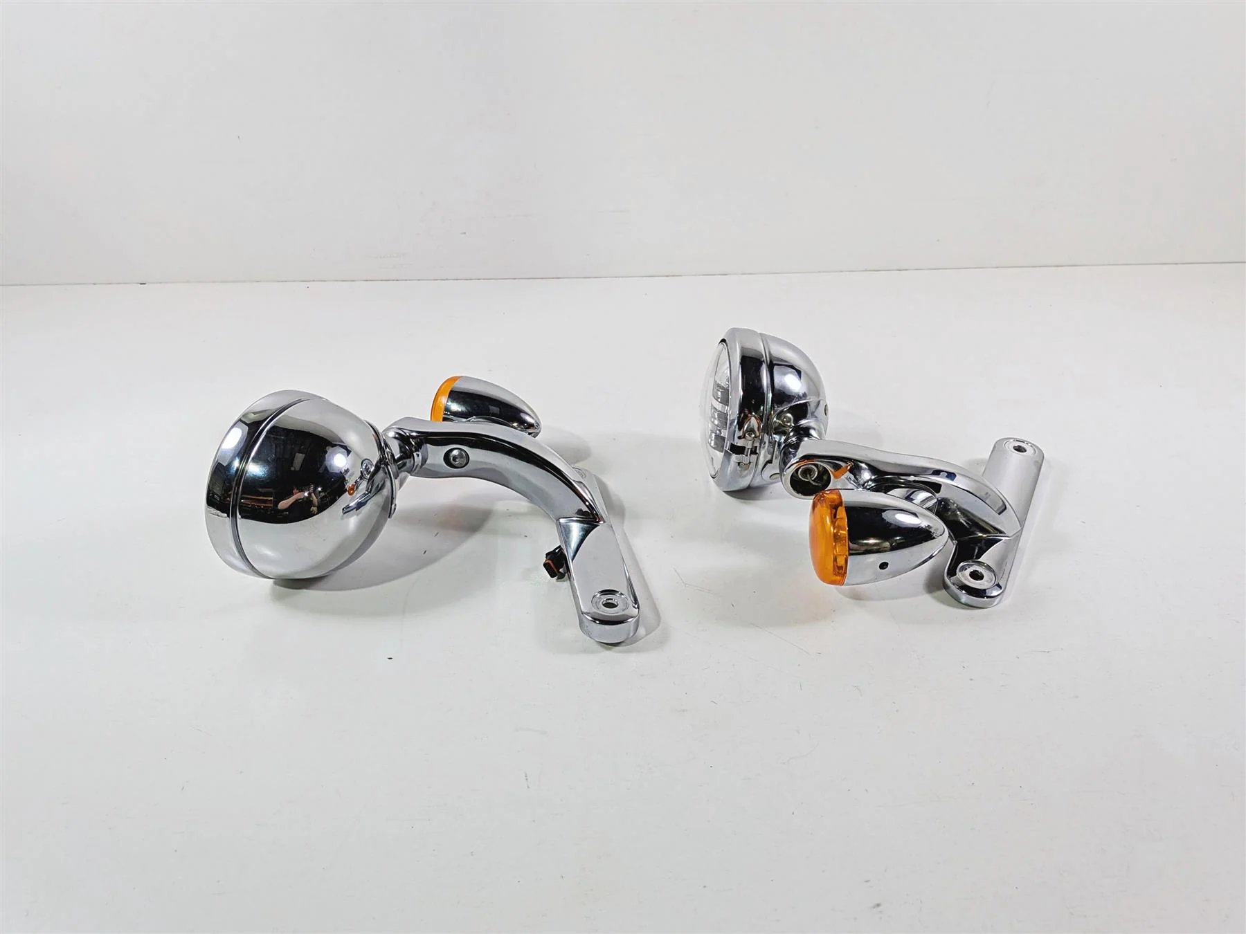 2014 Harley Touring FLHTK Electra Glide Chrome Spot Light Blinker Set 68000021 - Image 6