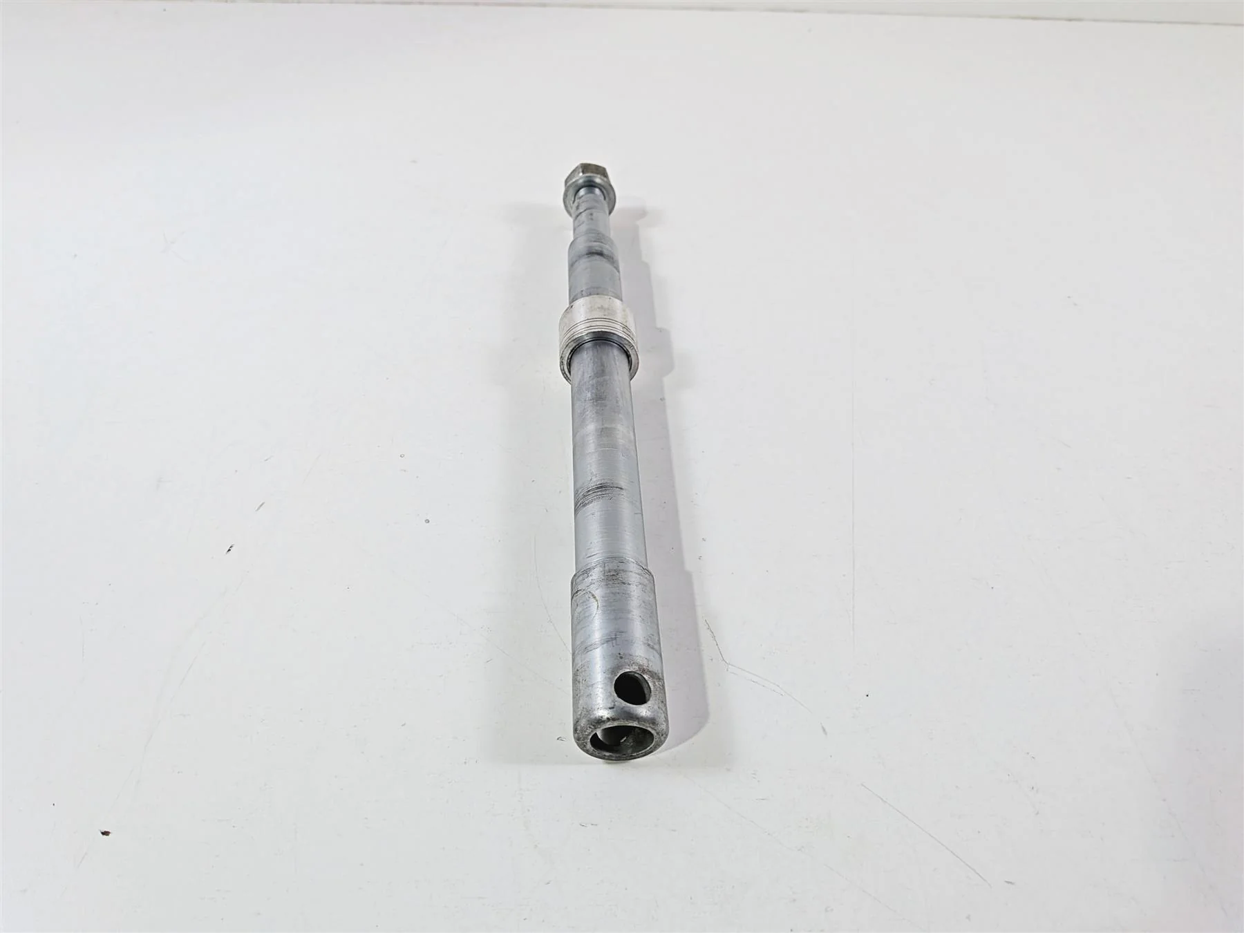 2014 Harley Touring FLHTK Electra Glide Front Axle Wheel Spindle 41547-07A - Image 3