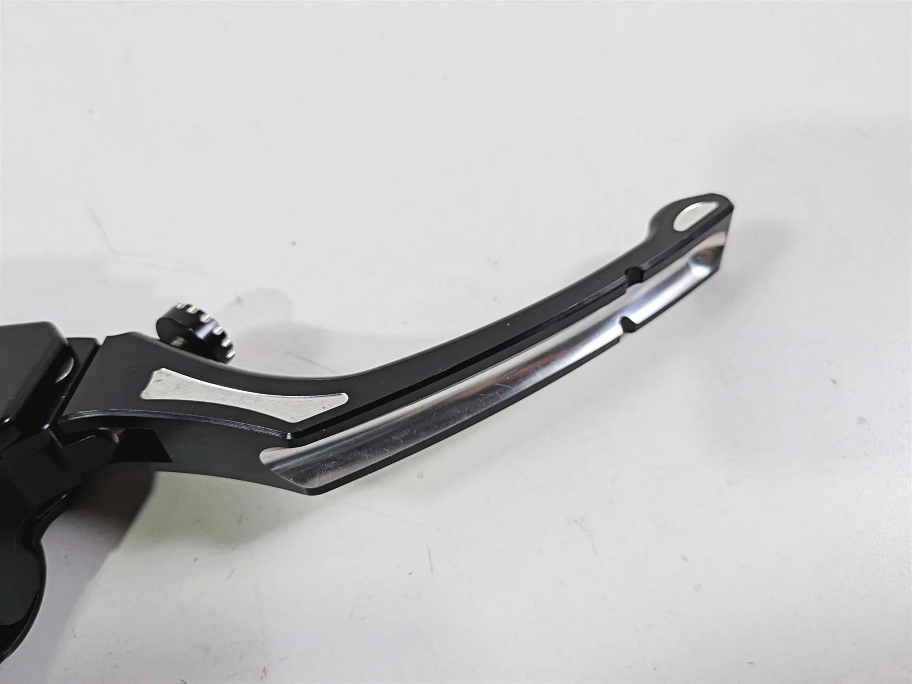 2014 Harley Touring FLHTK Electra Glide Front Brake Master Cylinder 44551-08F - Image 11