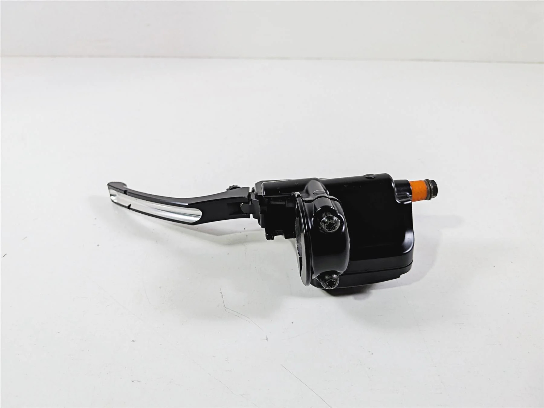 2014 Harley Touring FLHTK Electra Glide Front Brake Master Cylinder 44551-08F - Image 7