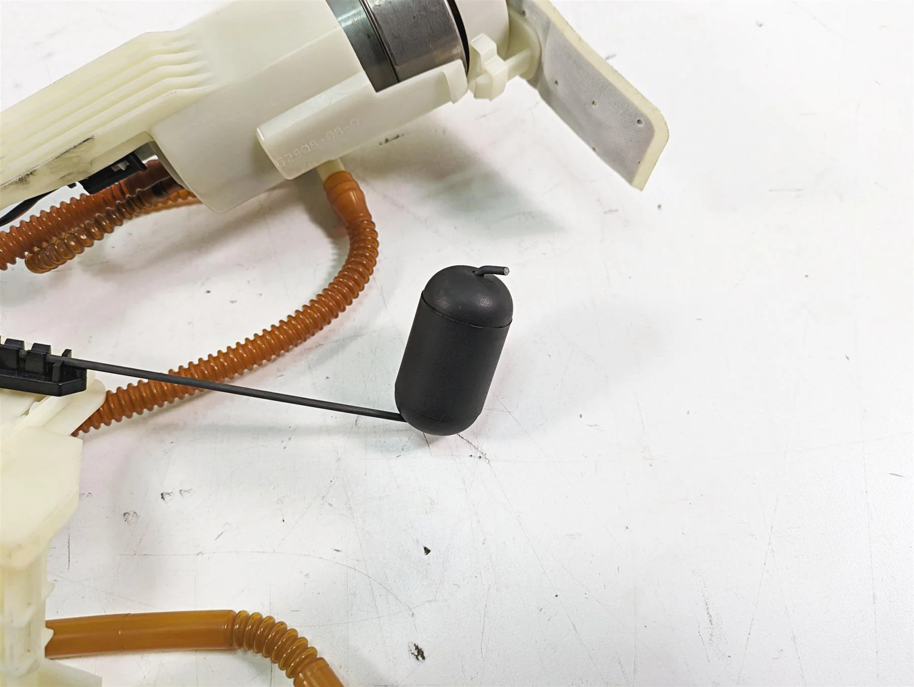 2014 Harley Touring FLHTK Electra Glide Fuel Gas Petrol Pump - Tested 62908-08 - Image 11