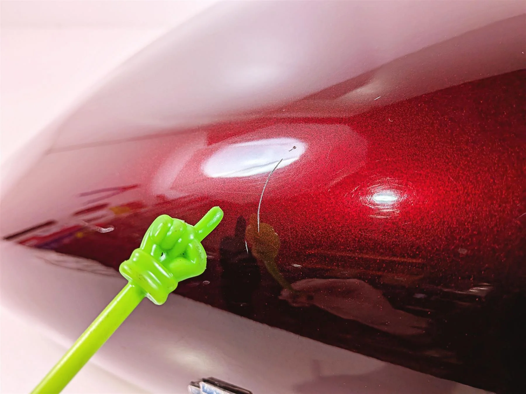 2014 Harley Touring FLHTK Electra Glide Fuel Gas Petrol Tank - Dent 61356-08 - Image 9