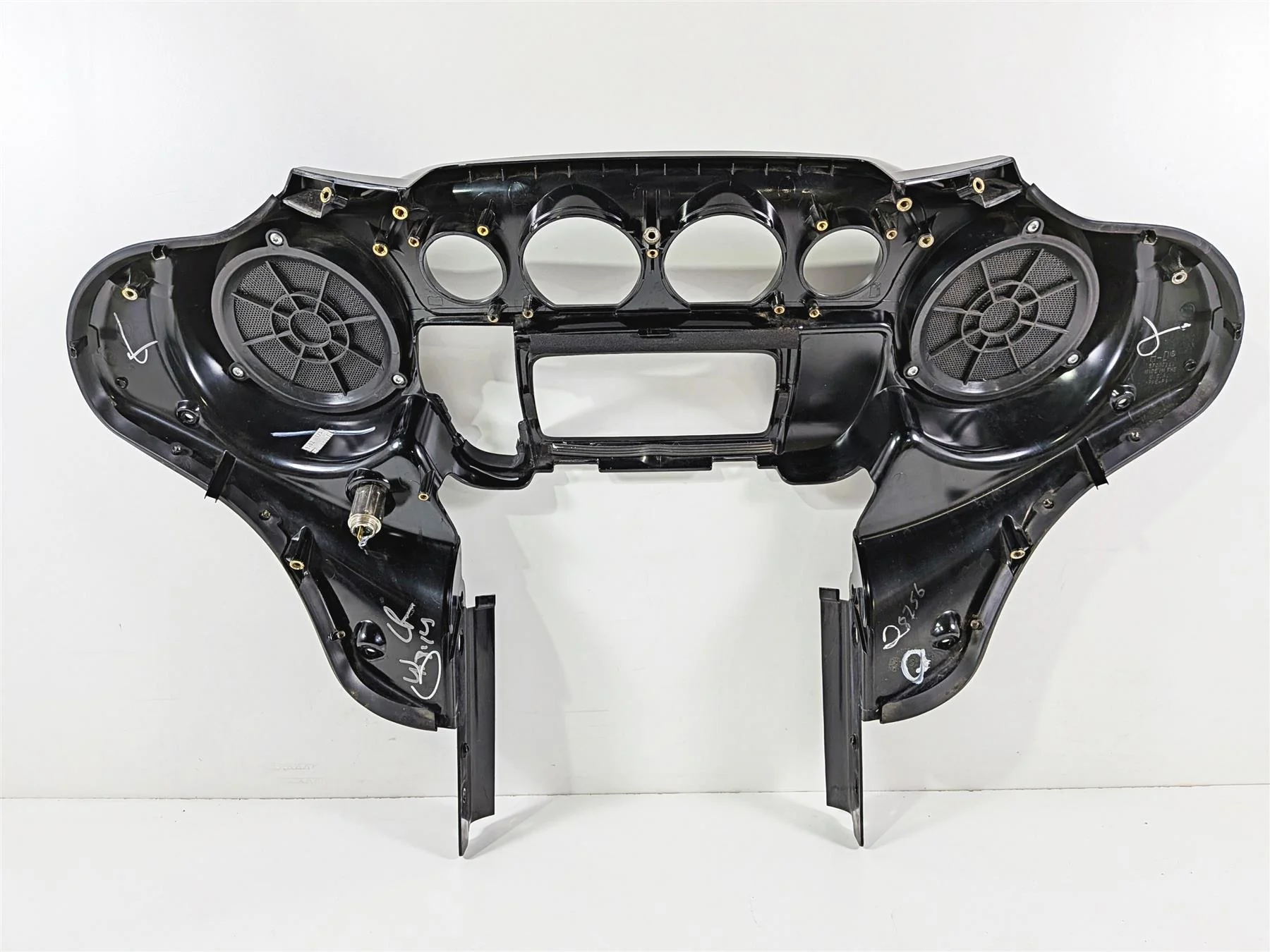 2014 Harley Touring FLHTK Electra Glide Inner Front Nose Fairing 57000064DH - Image 11