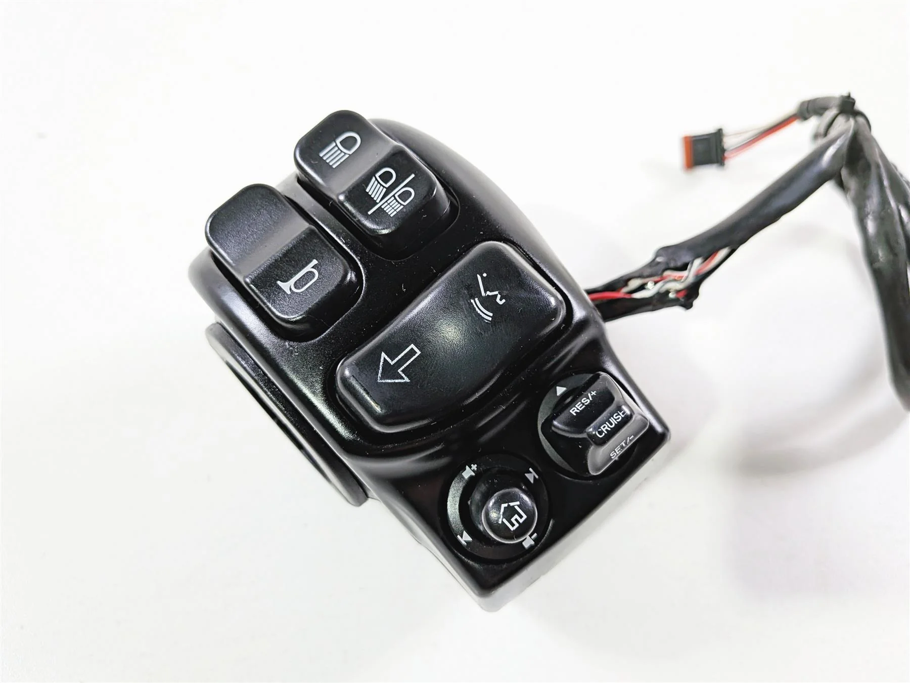 2014 Harley Touring FLHTK Electra Glide Left Hand Cruise Control Switch 71500128 - Image 9