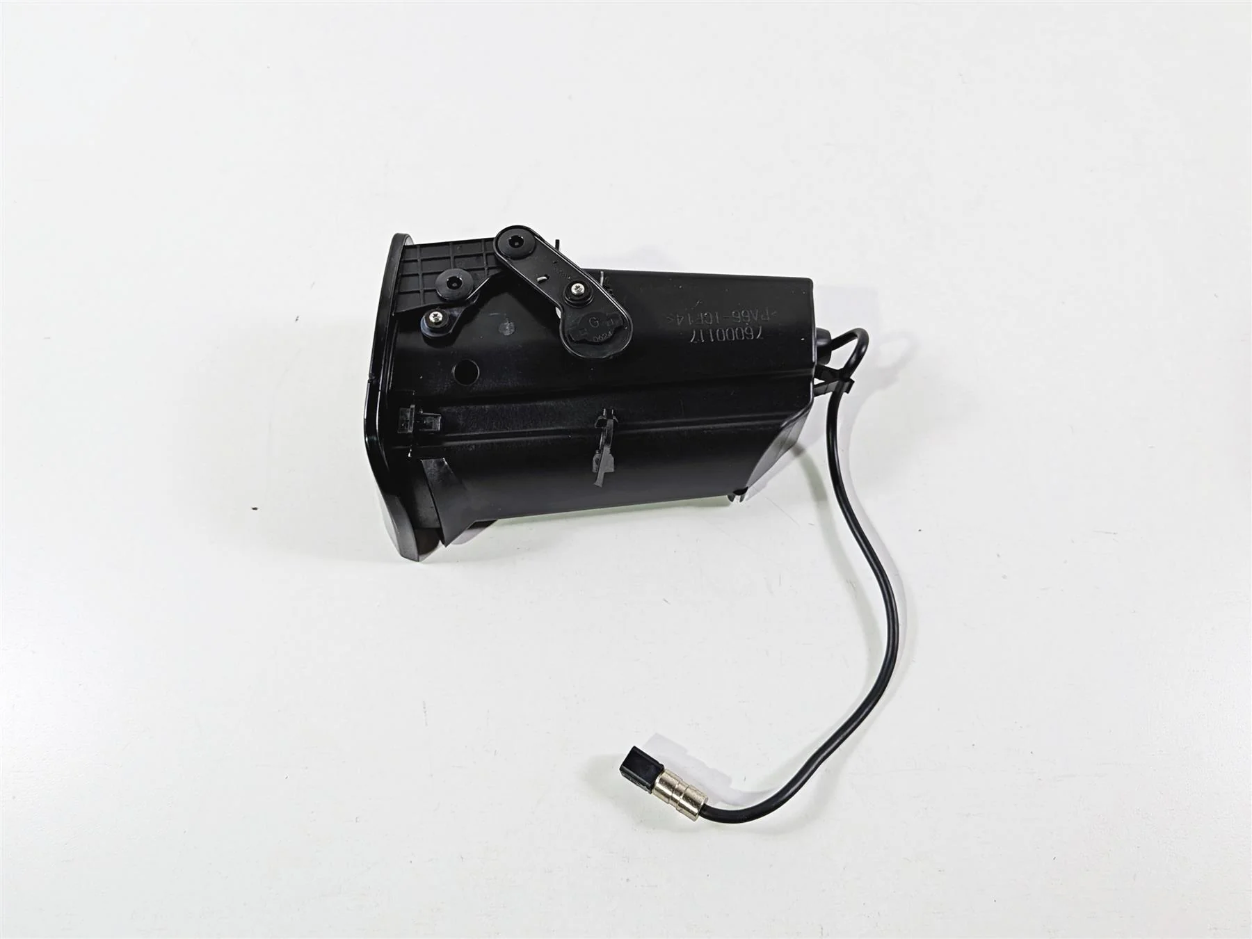 2014 Harley Touring FLHTK Electra Glide Media Phone Compartment Box 76000117 - Image 7