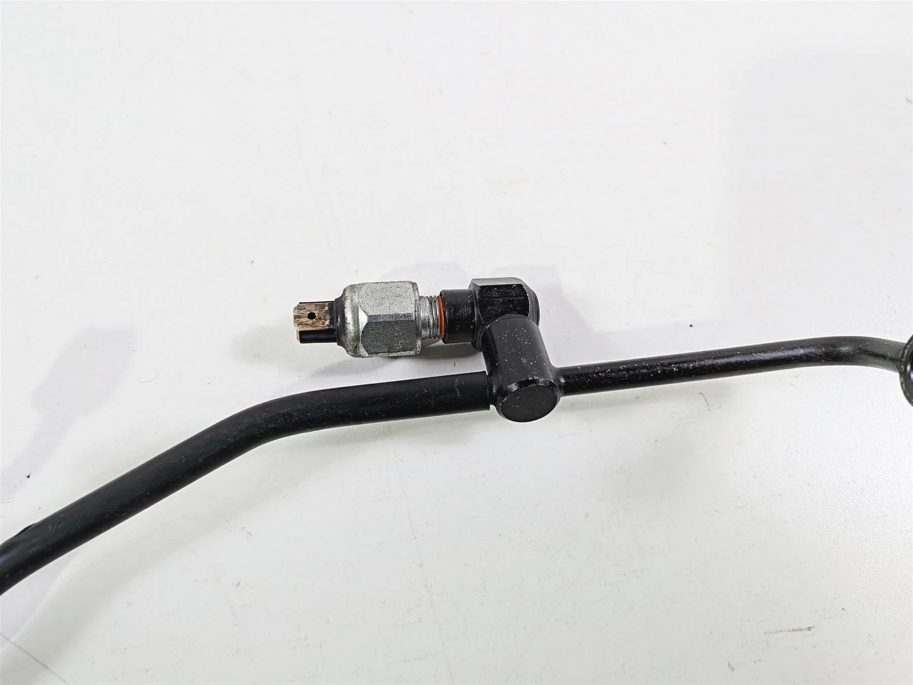 2014 Harley Touring FLHTK Electra Glide Rear Abs Brake Line Set 41800012 - Image 7
