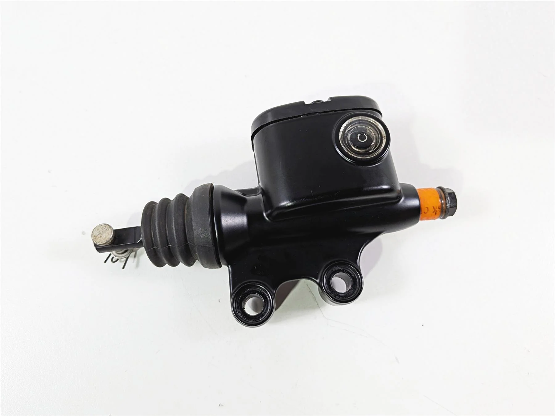 2014 Harley Touring FLHTK Electra Glide Rear Brake Master Cylinder 41700028A - Image 10