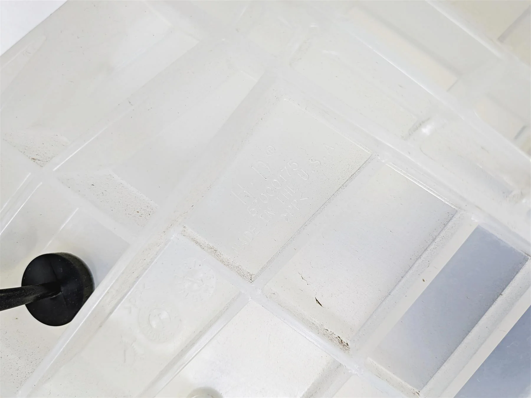 2014 Harley Touring FLHTK Electra Glide Right Front Speaker & Housing 57000175 - Image 7