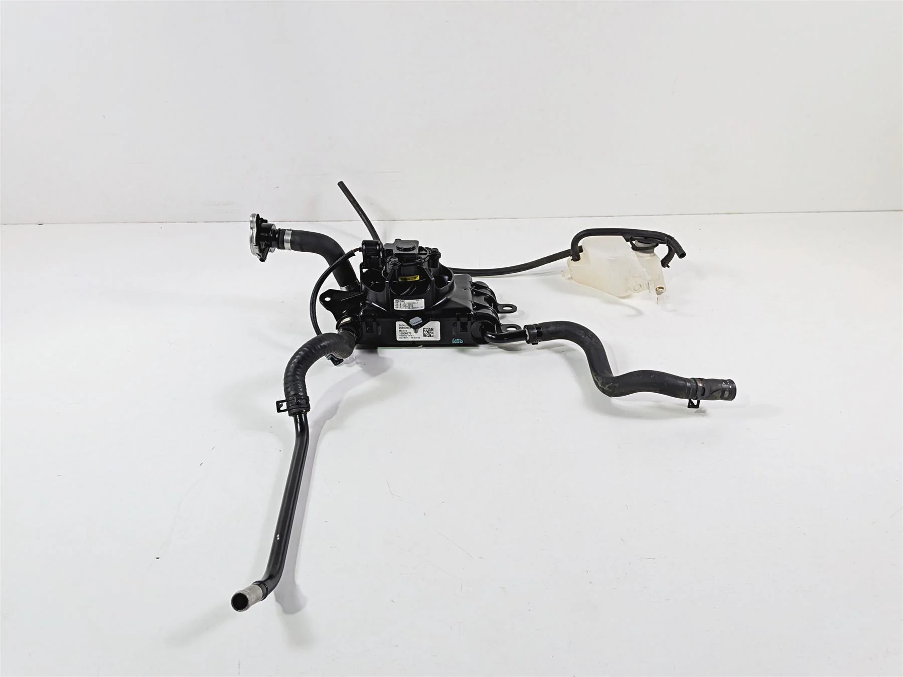 2014 Harley Touring FLHTK Electra Glide Right Radiator Fan Hoses Set 26800005 - Image 2