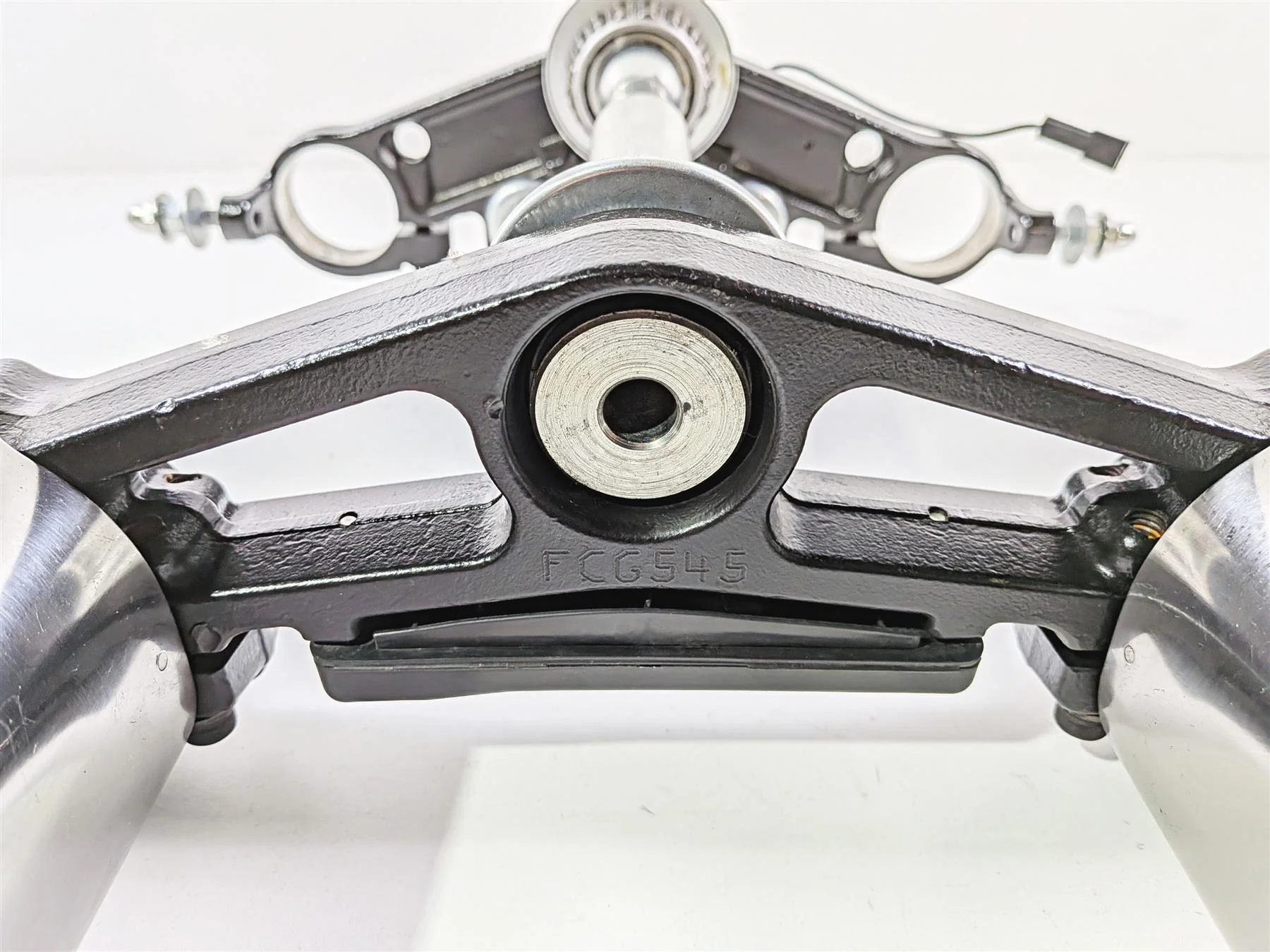 2014 Harley Touring FLHTK Electra Glide Upper Lower Triple Tree 49mm 45900024 - Image 7