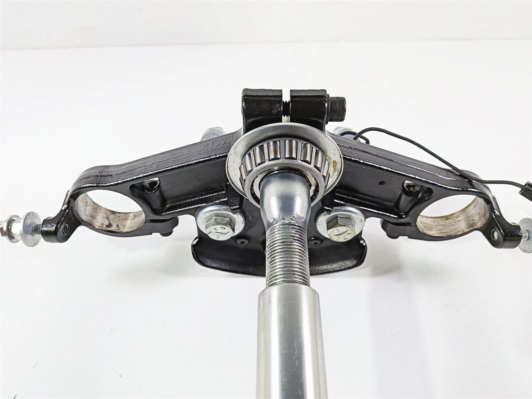 2014 Harley Touring FLHTK Electra Glide Upper Lower Triple Tree 49mm 45900024 - Image 8
