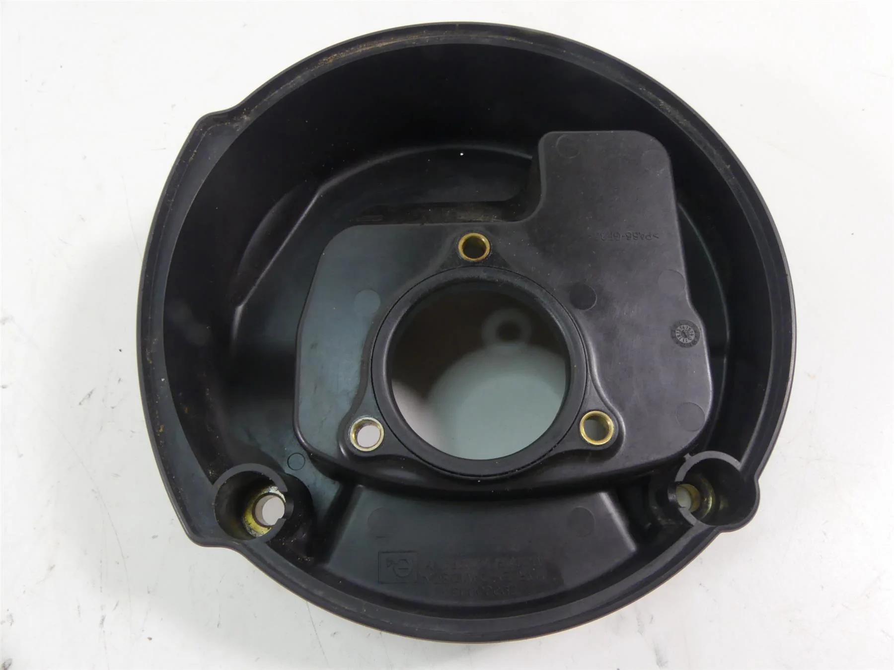 2014 Harley Touring FLHX Street Glide Air Cleaner Filter Breather Box 29000033 - Image 9