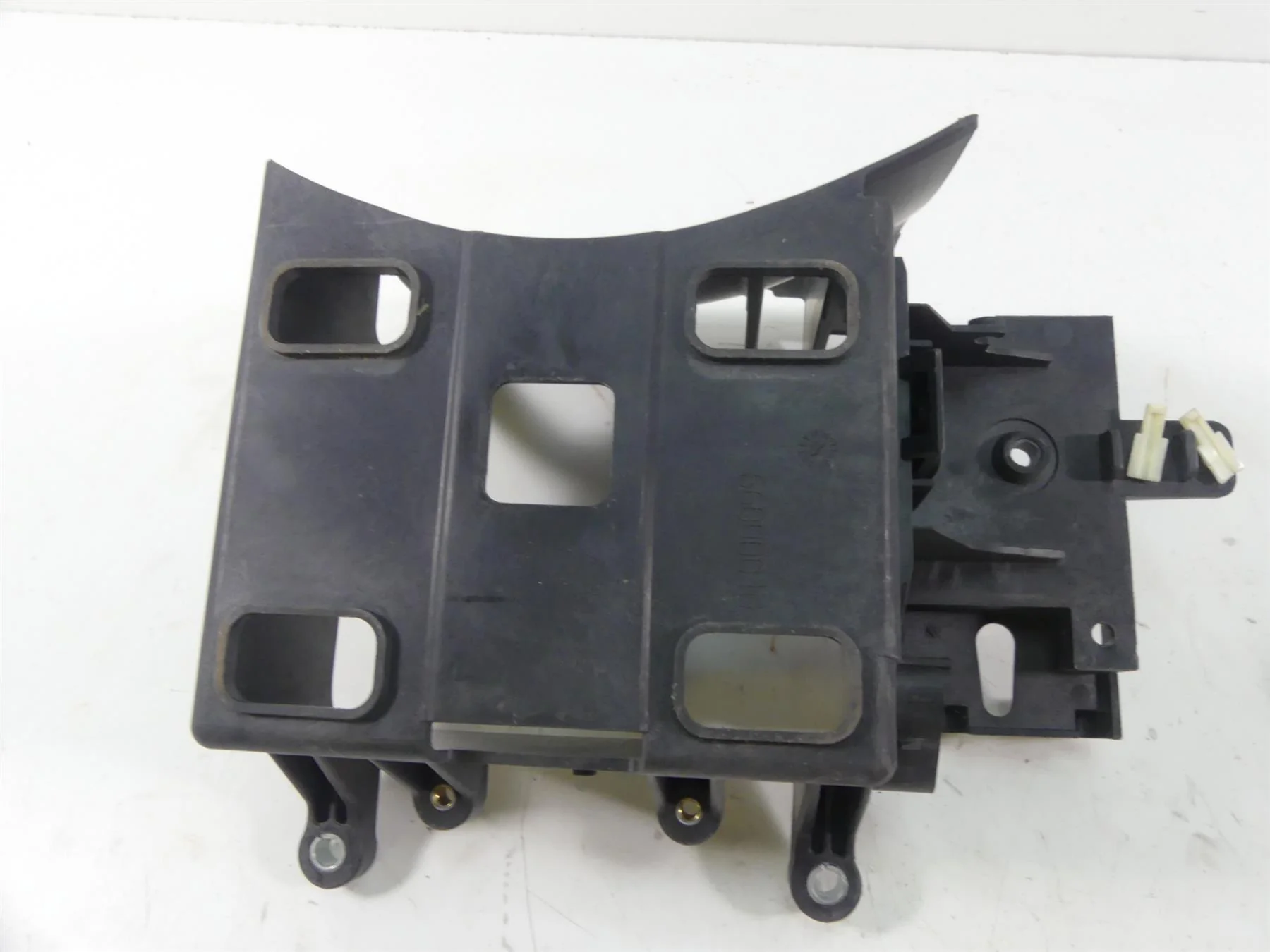 2014 Harley Touring FLHX Street Glide Electrical Battery Holder Set 66000010 - Image 3