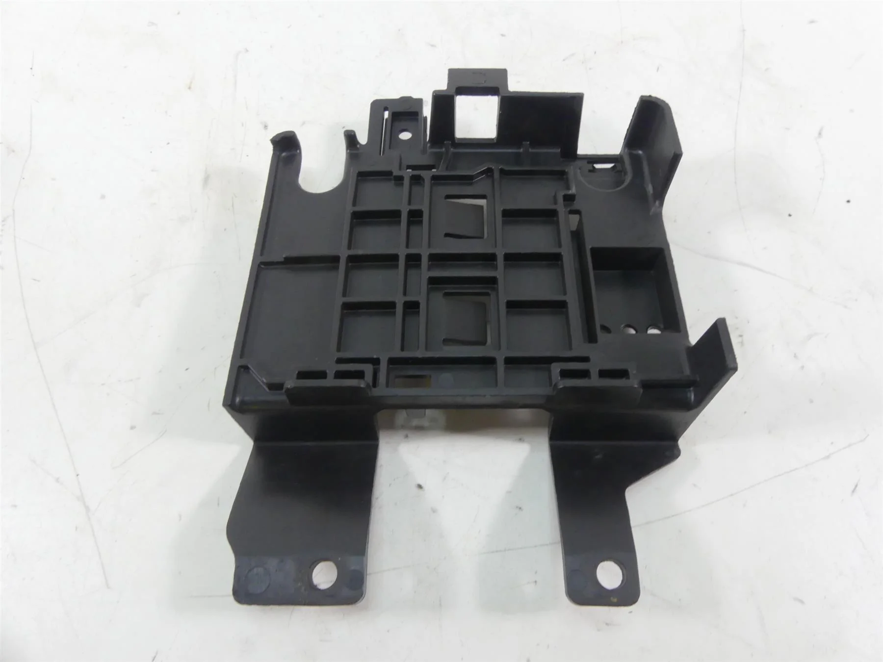 2014 Harley Touring FLHX Street Glide Electrical Battery Holder Set 66000010 - Image 7