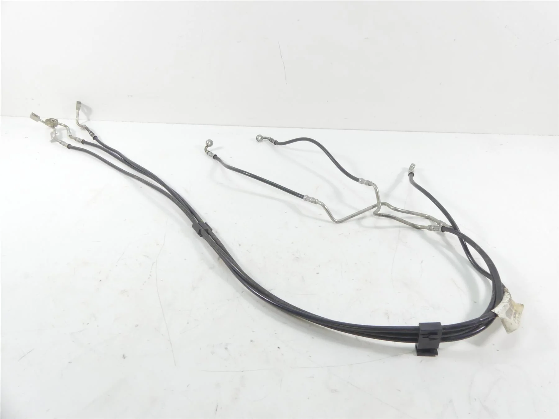2014 Harley Touring FLHX Street Glide Front Abs Brake Line Set 41800009 41800011