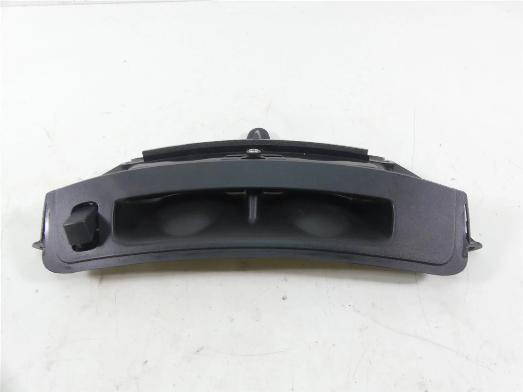 2014 Harley Touring FLHX Street Glide Front Fairing Air Duct Inlet Vent 29200003
