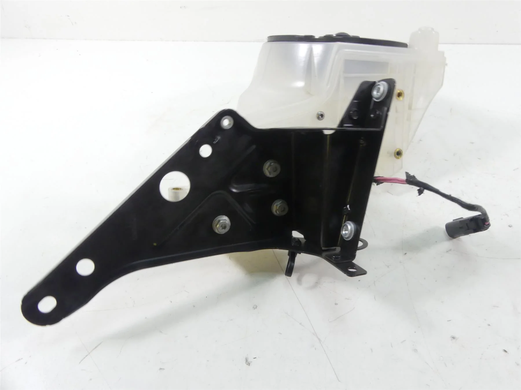 2014 Harley Touring FLHX Street Glide Front Left Speaker + Mount - Read 57000172 - Image 6